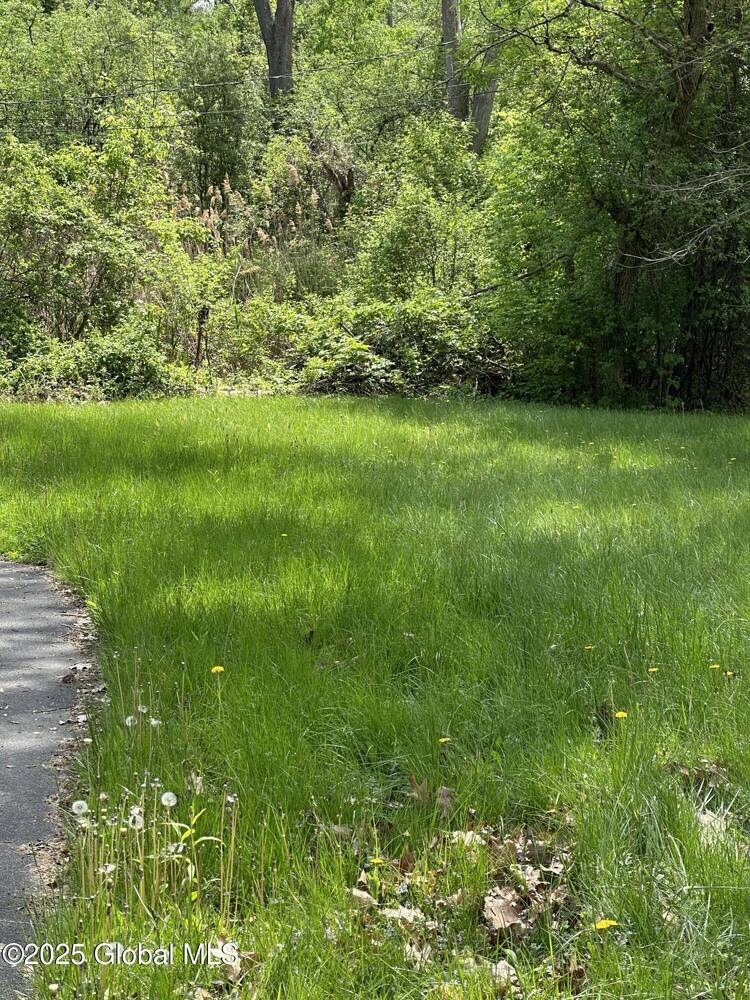 #2 photo, L30 Inwood Avenue, Niskayuna , NY 12309