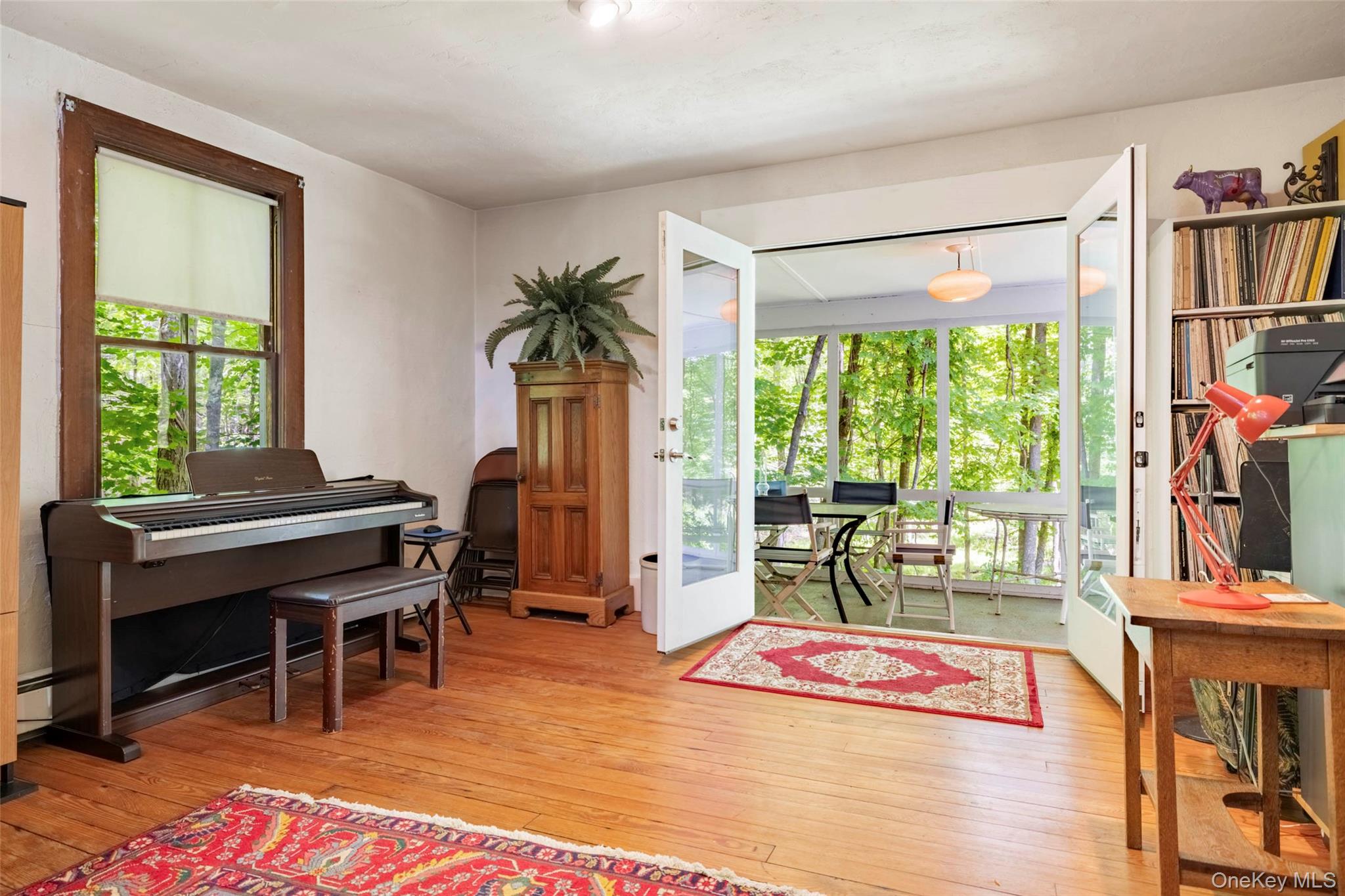 #15 photo, 1716 Route 212, Saugerties , NY 12477