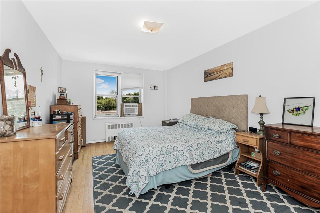 #16 photo, 4265 Webster Avenue, Bronx , NY 10470