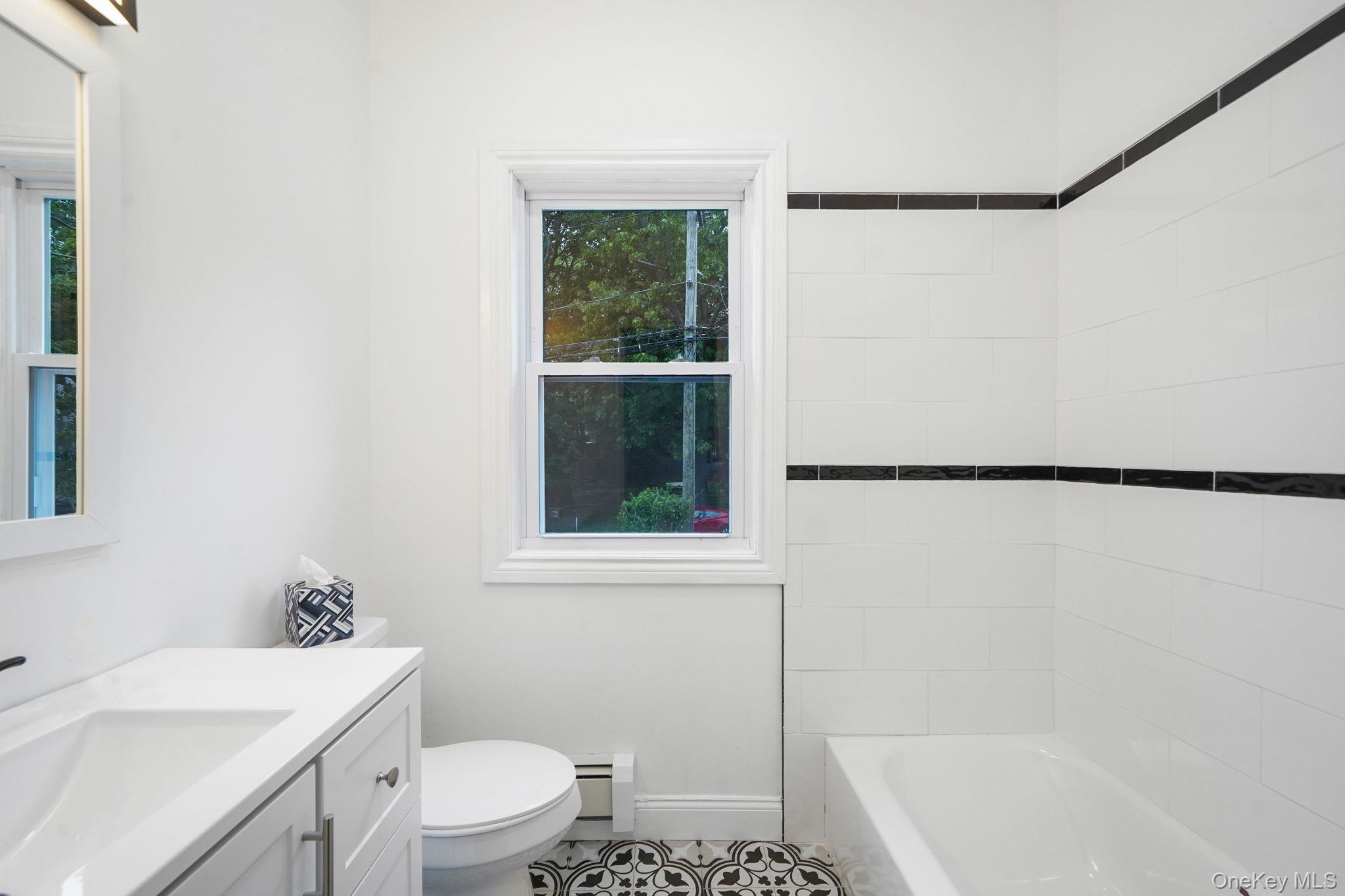 #16 photo, 60 Sunburst Drive, サフォーク郡 Rocky Point , NY 11778