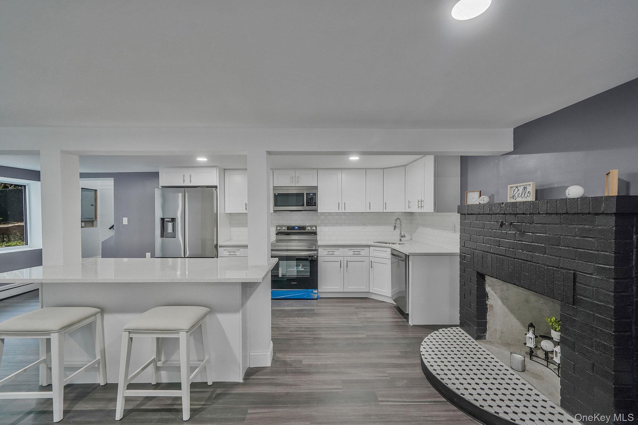 #4 photo, 60 Sunburst Drive, サフォーク郡 Rocky Point , NY 11778