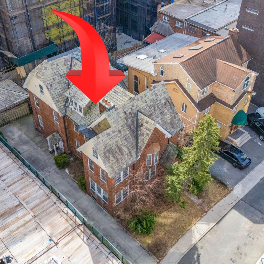 #6 photo, 116-18 Grosvenor Lane, クイーンズ区 Kew Gardens , NY 11418