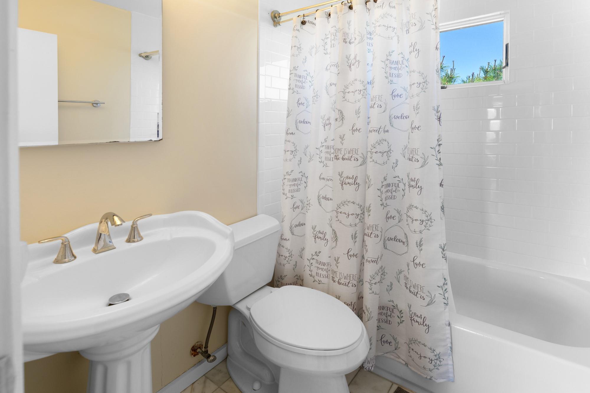 #18 photo, 273 Lewis Walk, サフォーク郡 Cherry Grove , NY 11782