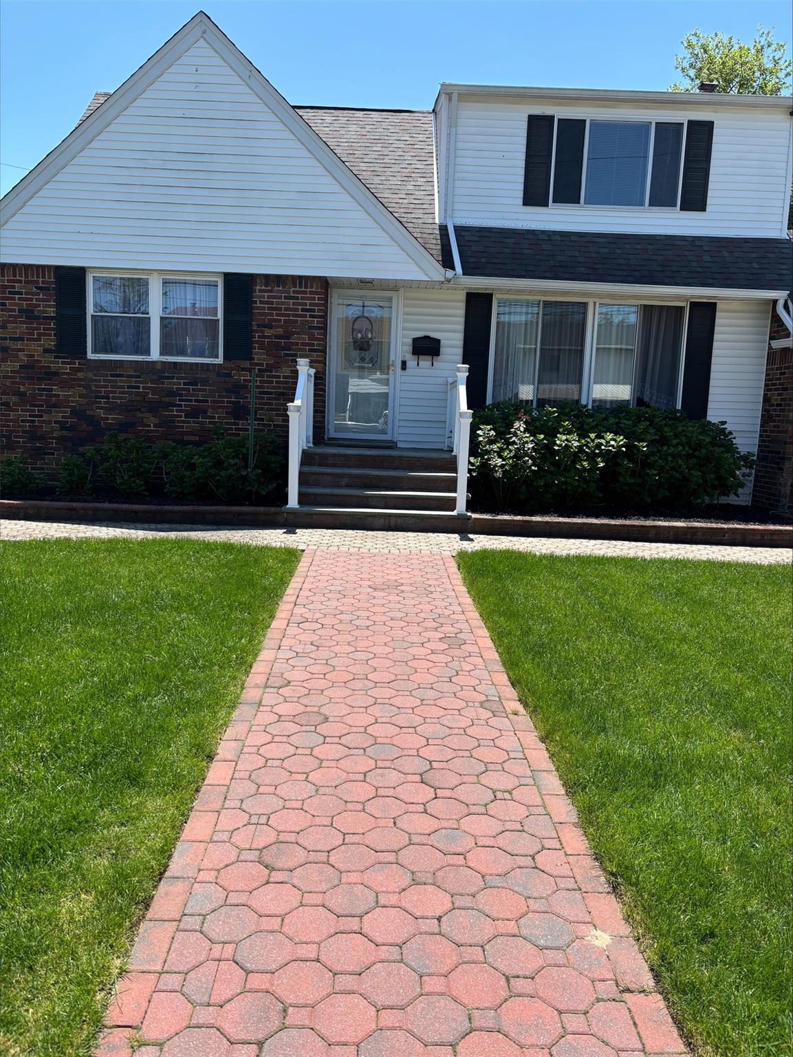 #1 photo, 325 43rd Street, Lindenhurst , NY 11757