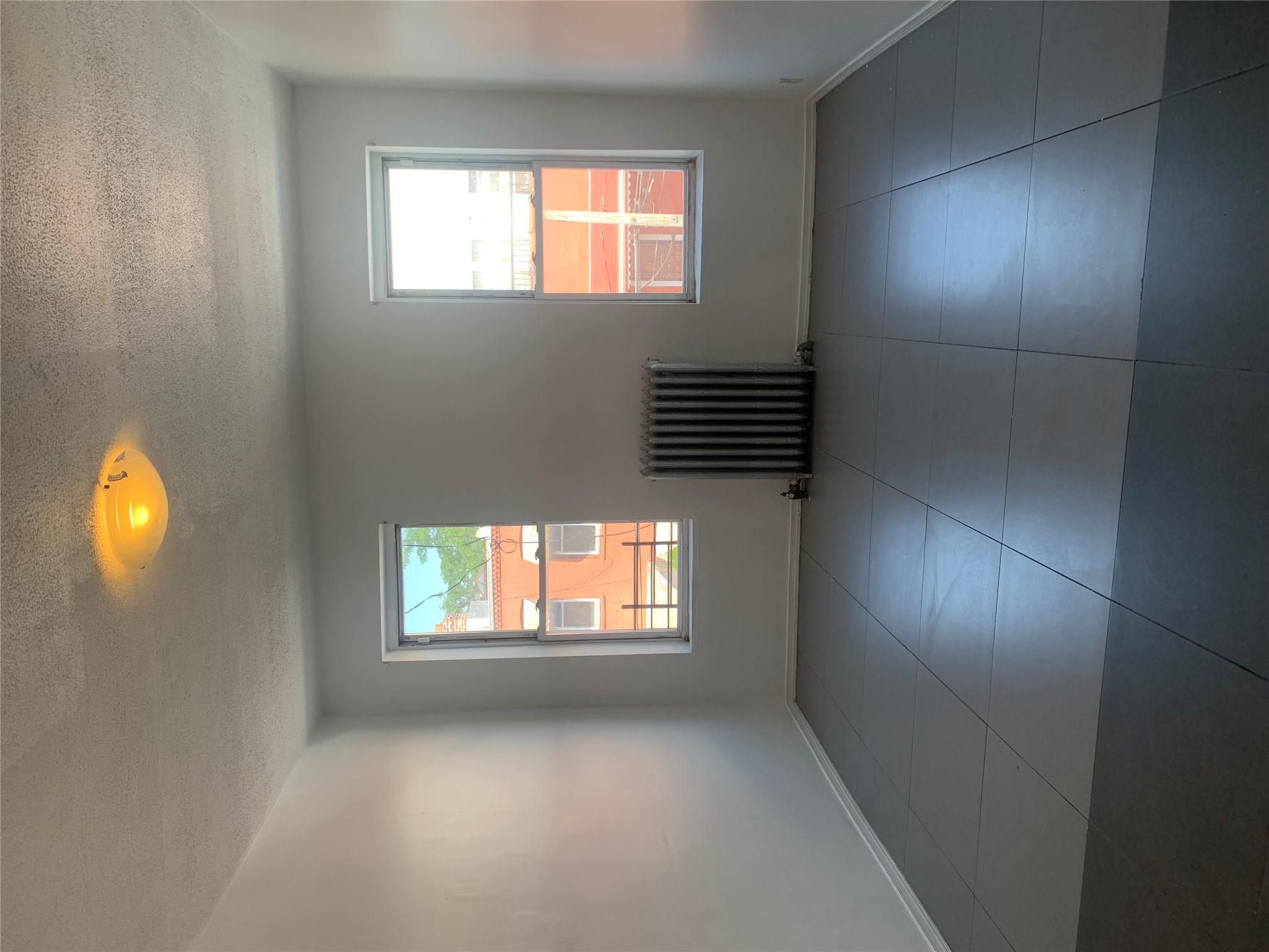 #3 photo, 199 Lincoln Avenue, Brooklyn , NY 11208