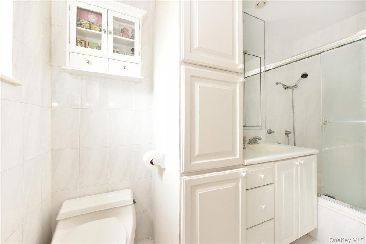 #14 photo, 40 STONER Avenue, ナッソー郡 Great Neck , NY 11021