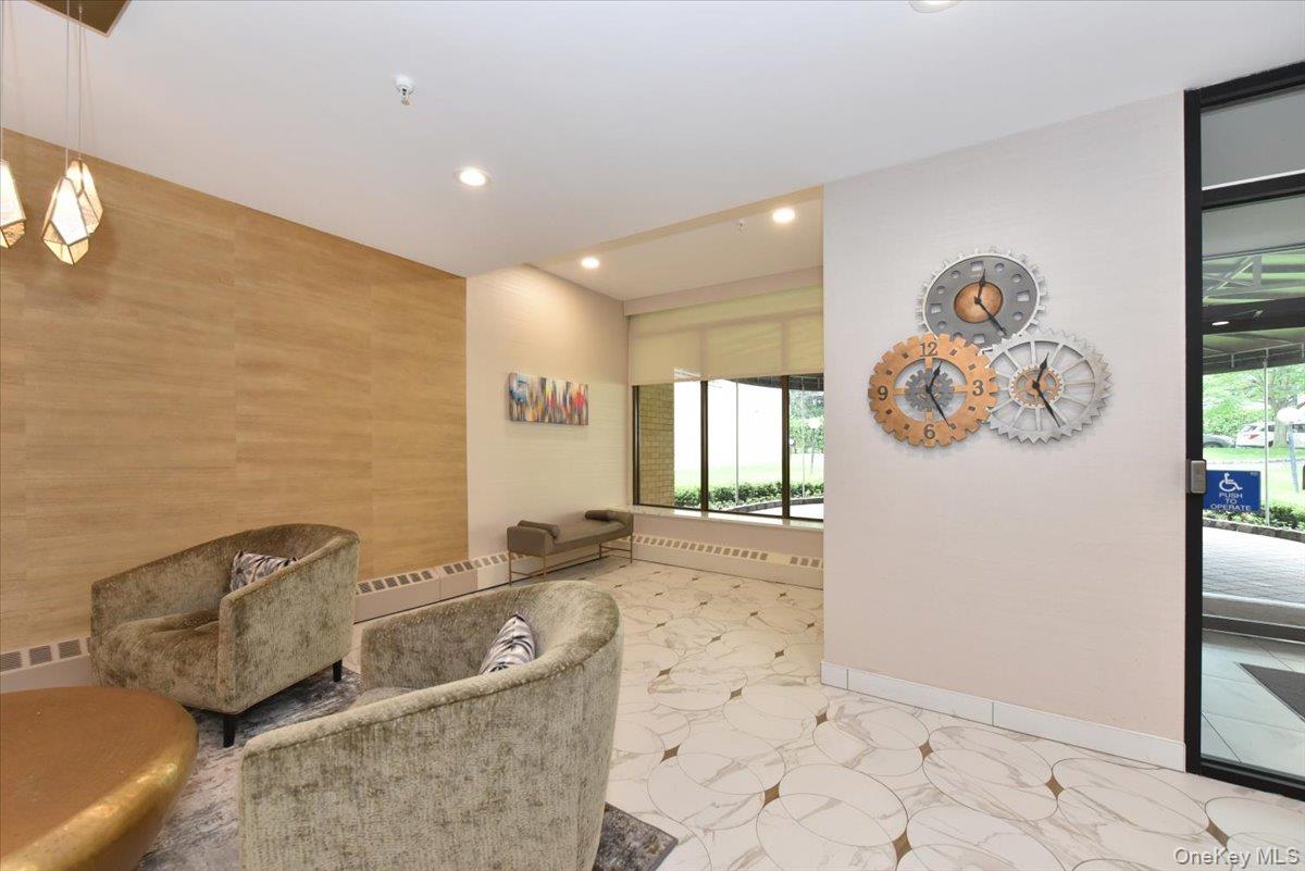 #4 photo, 40 STONER Avenue, ナッソー郡 Great Neck , NY 11021