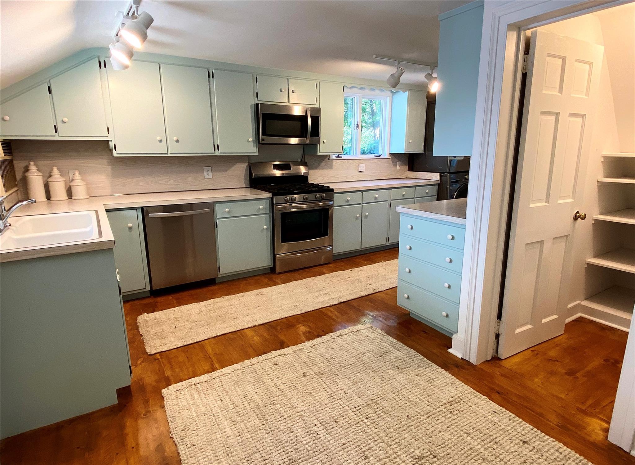 #9 photo, 645 Tyrrel Road, Millbrook , NY 12545