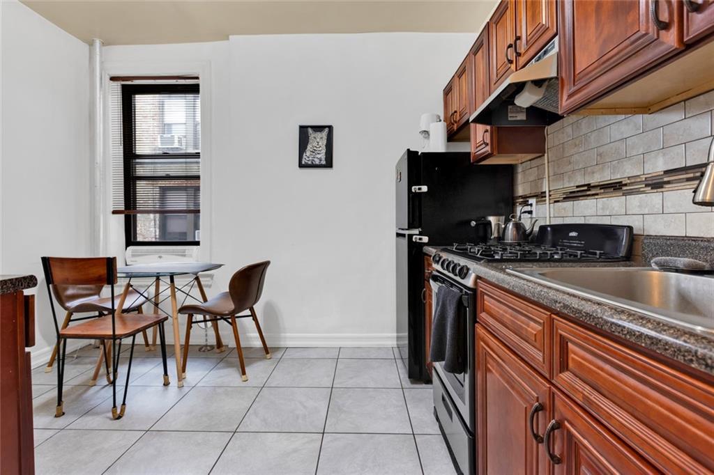 #6 photo, 2234 Ocean Avenue, ブルックリン区 Brooklyn , NY 11229