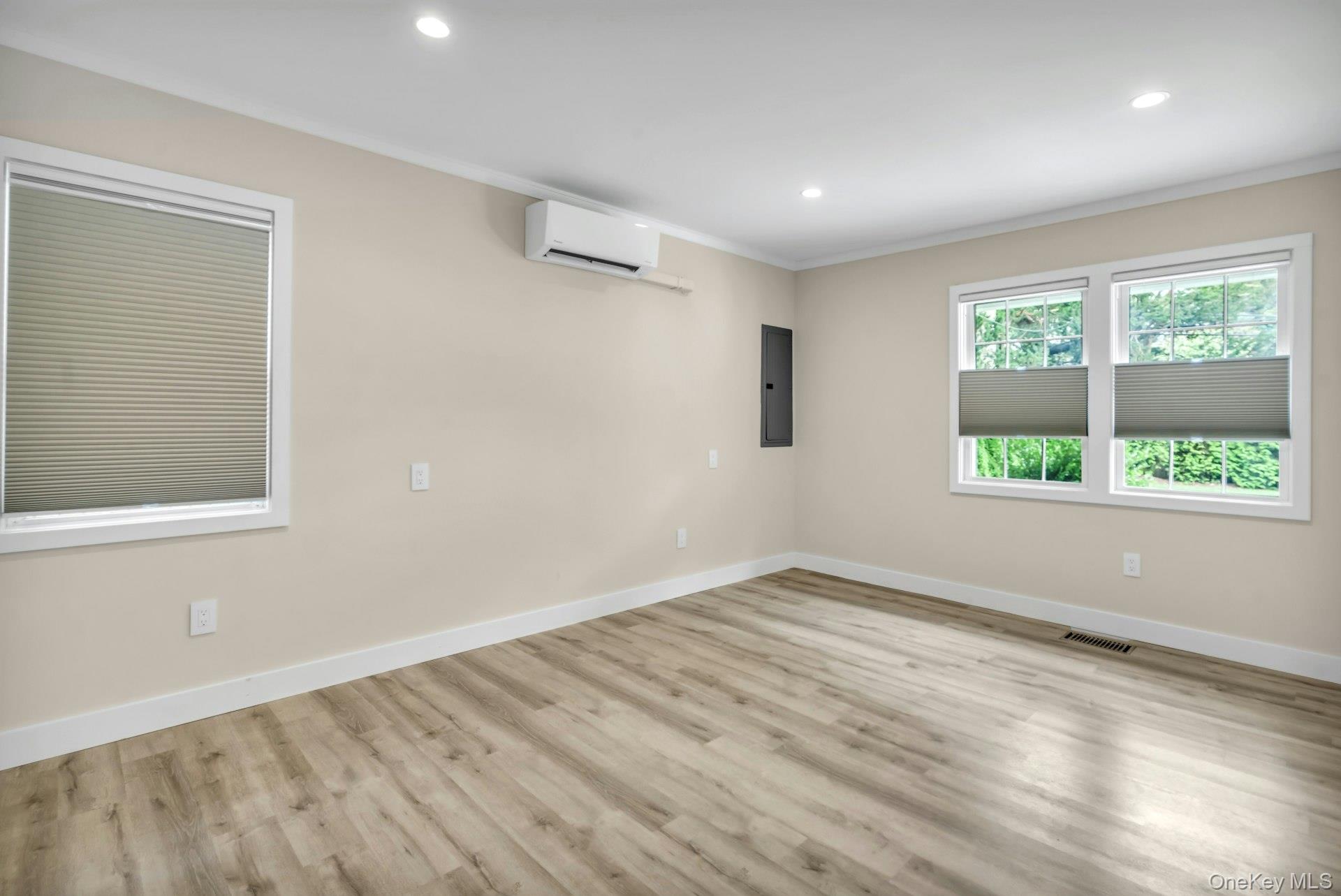 #12 photo, 20 Robert Road, ナッソー郡 Glen Cove , NY 11542