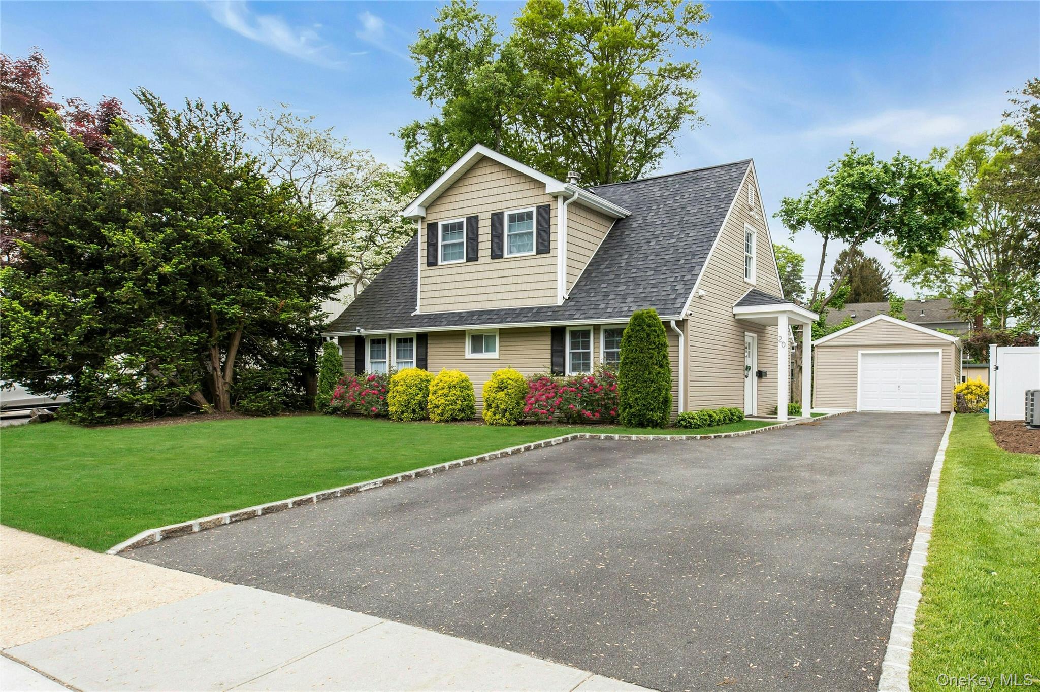 #3 photo, 20 Robert Road, ナッソー郡 Glen Cove , NY 11542