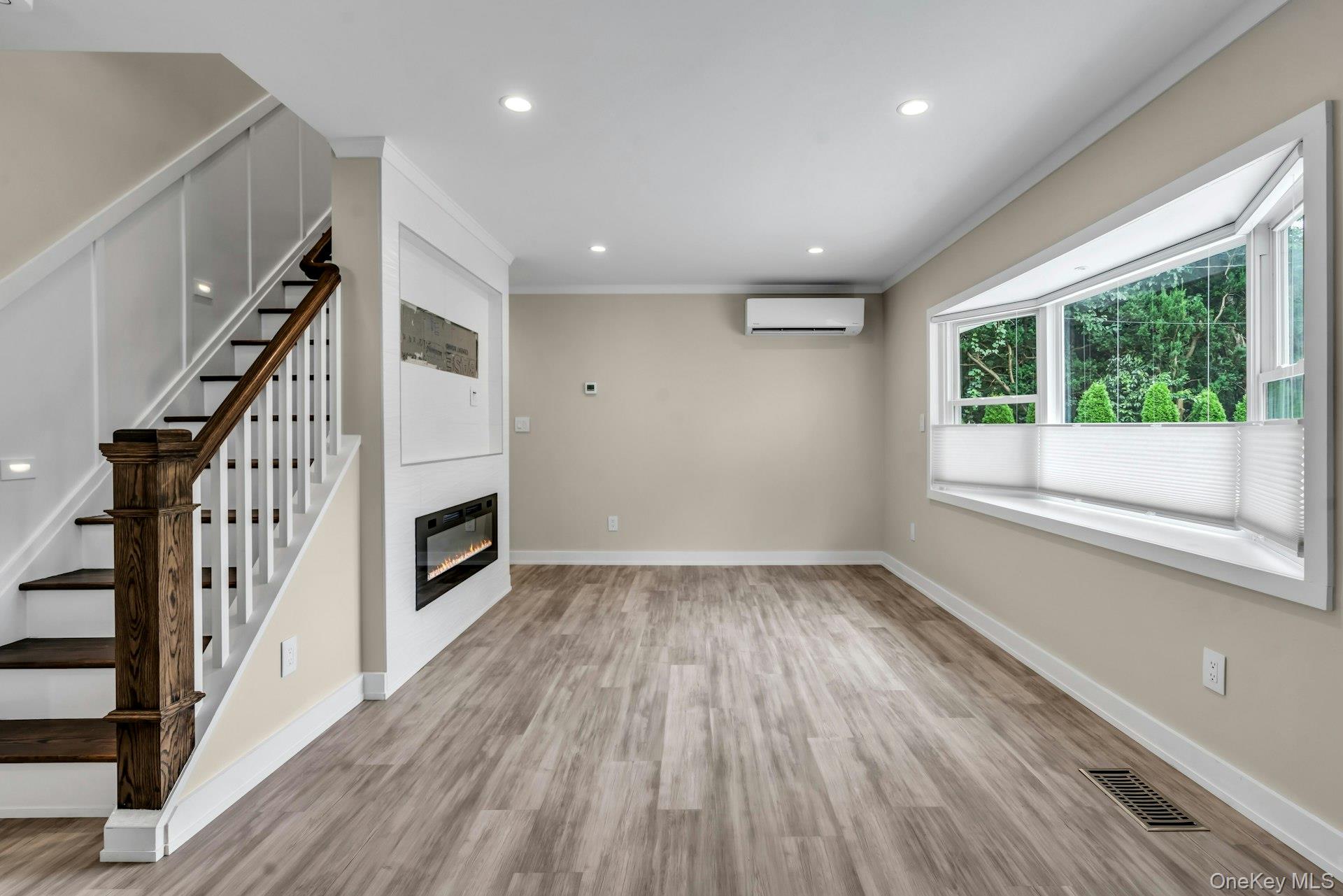 #5 photo, 20 Robert Road, ナッソー郡 Glen Cove , NY 11542