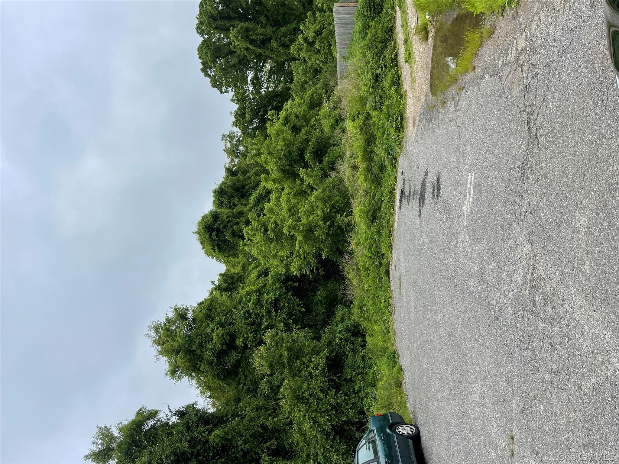 #2 photo, Brentwood Street, サフォーク郡 Bay Shore , NY 11706