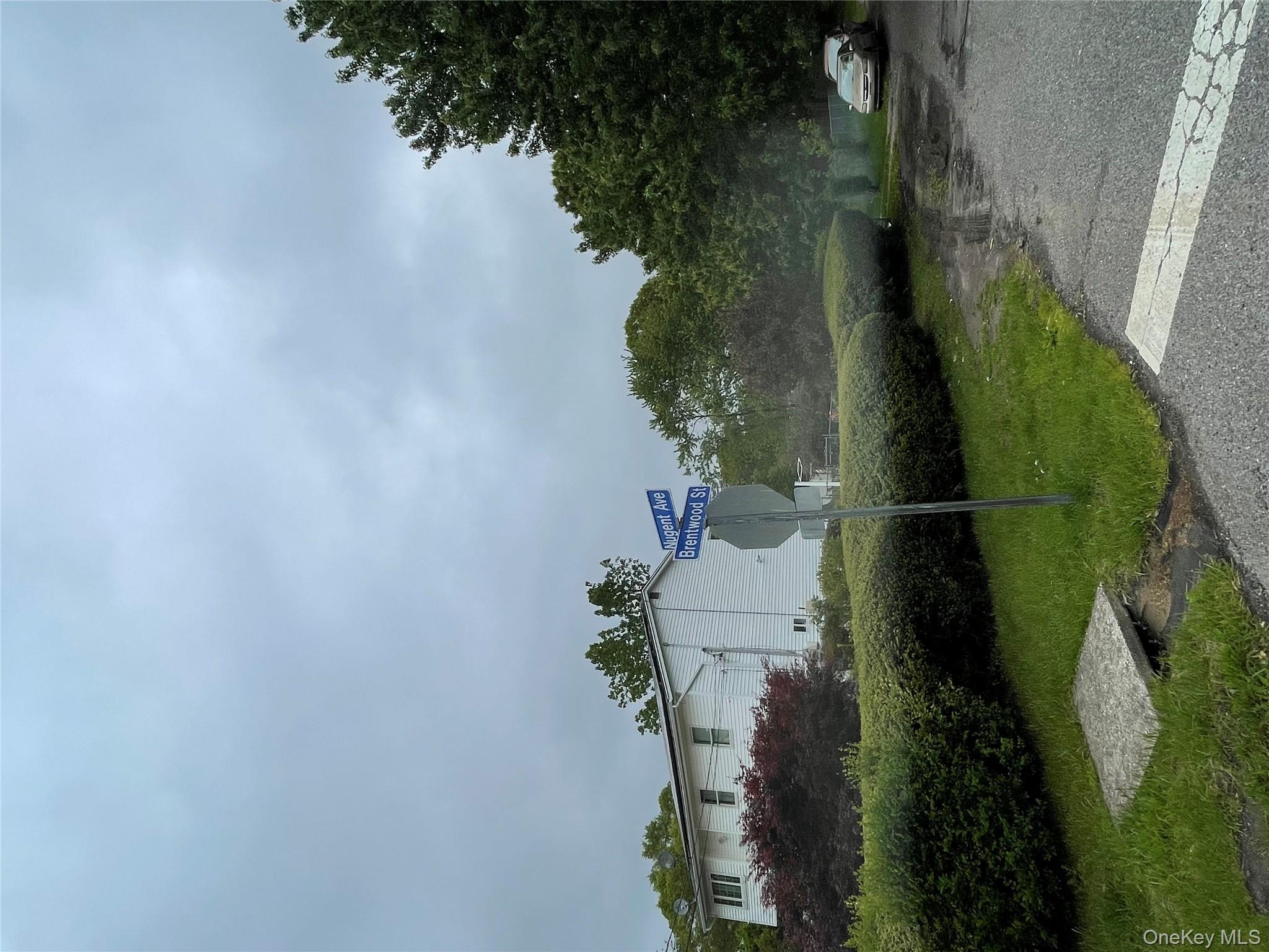 #5 photo, Brentwood Street, サフォーク郡 Bay Shore , NY 11706