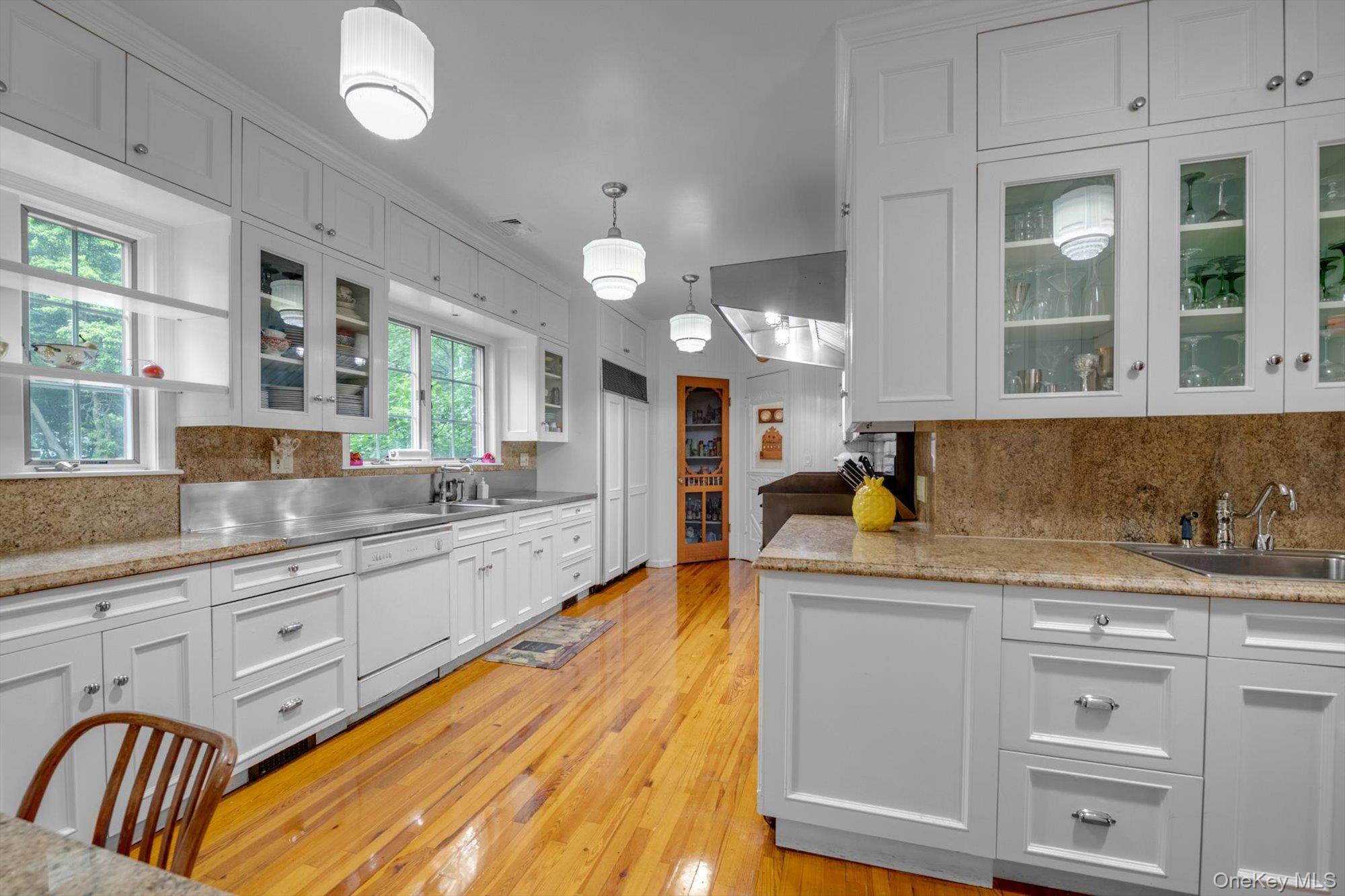 #11 photo, 111 Clent Road, ナッソー郡 Great Neck , NY 11021