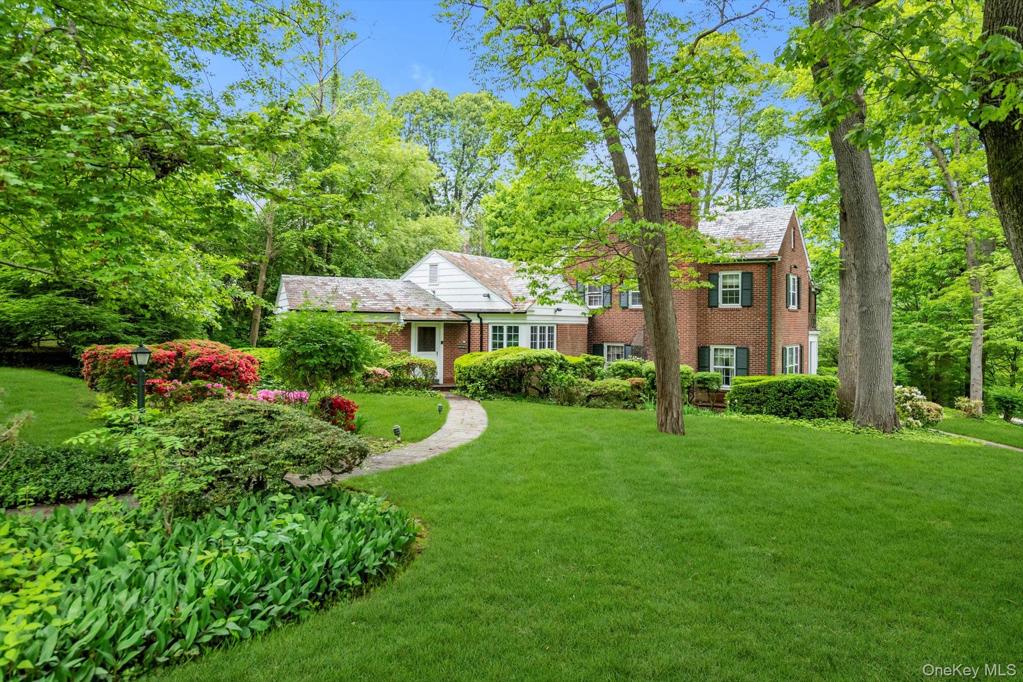 #3 photo, 111 Clent Road, ナッソー郡 Great Neck , NY 11021