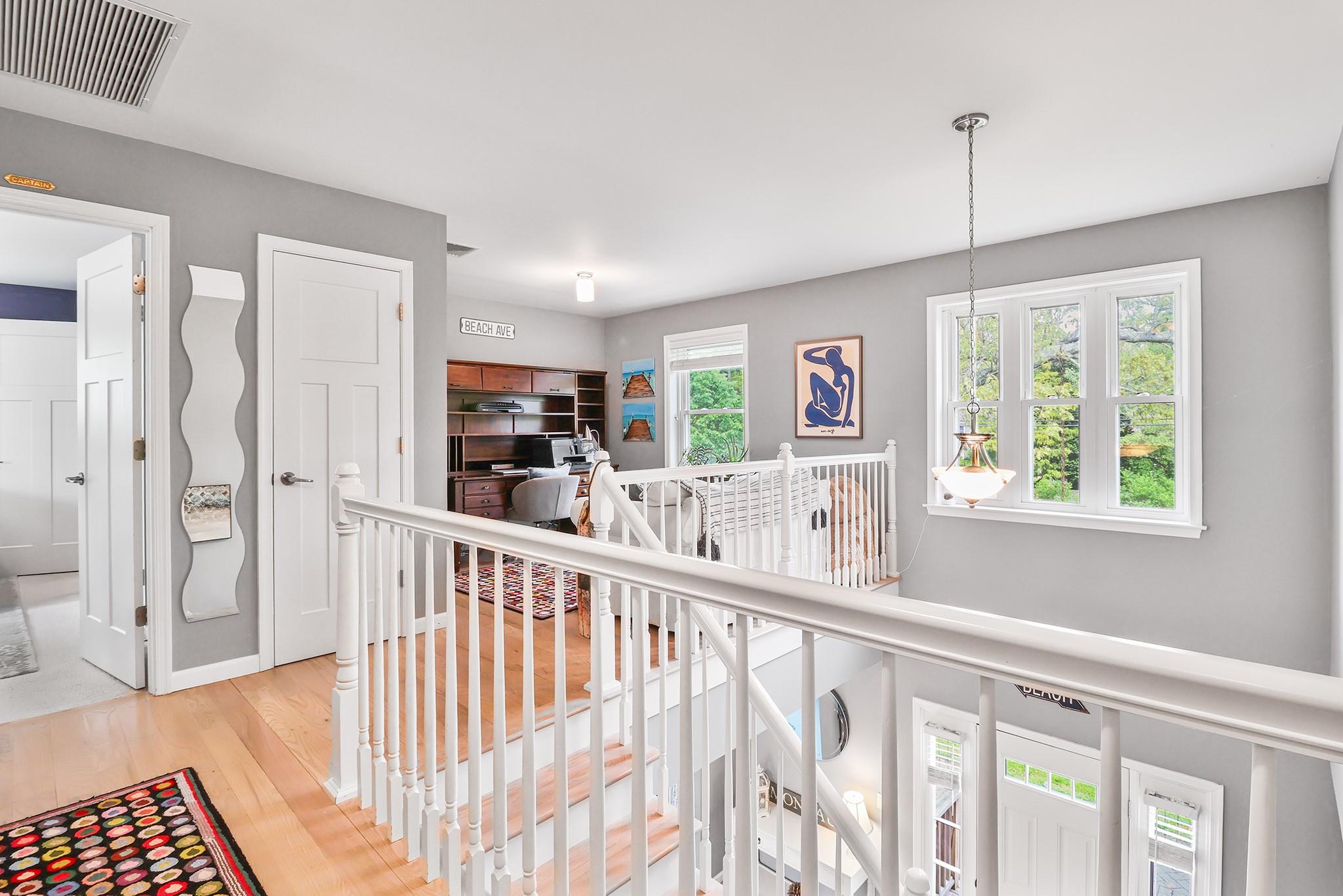 #10 photo, 787 Accabonac Road, Springs , NY 11937