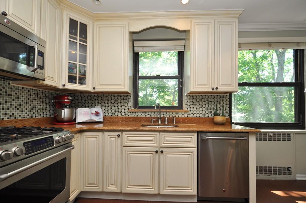 #10 photo, 67 Rockledge Road, Hartsdale , NY 10530