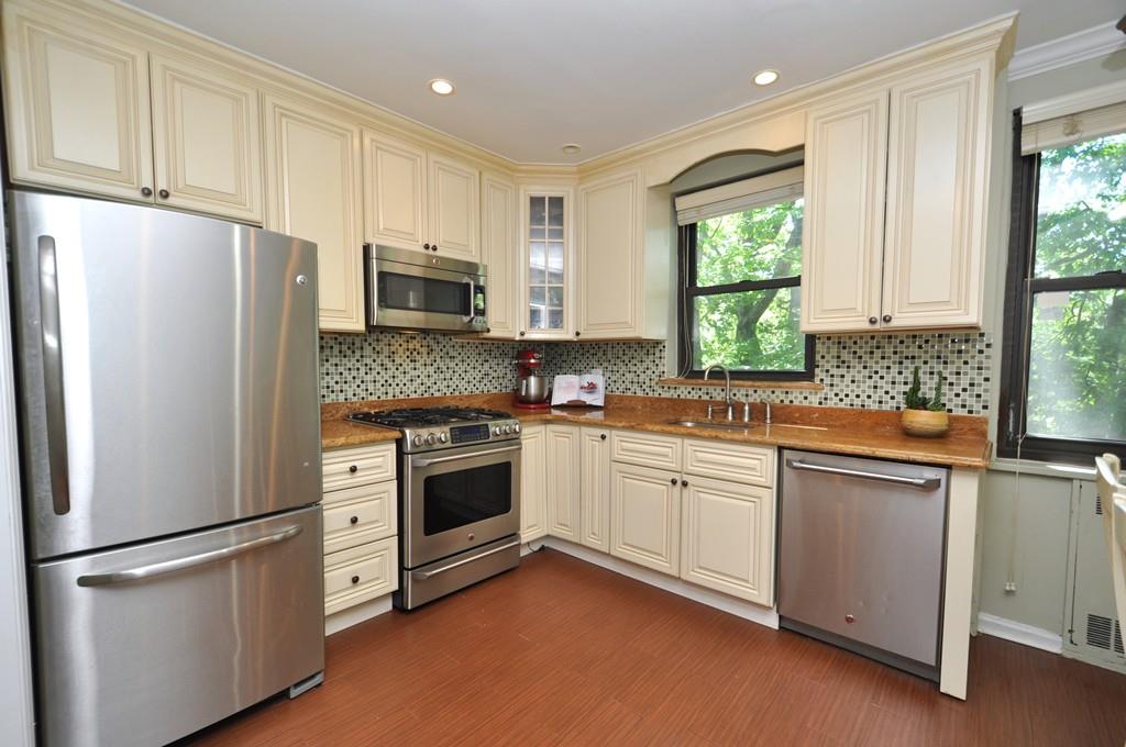 #8 photo, 67 Rockledge Road, Hartsdale , NY 10530