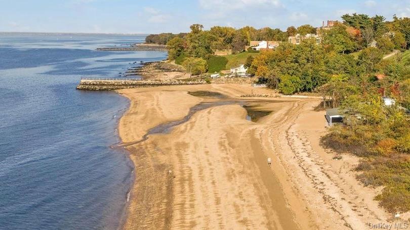 #14 photo, 7 Cedar Lane, ナッソー郡 Glen Cove , NY 11542