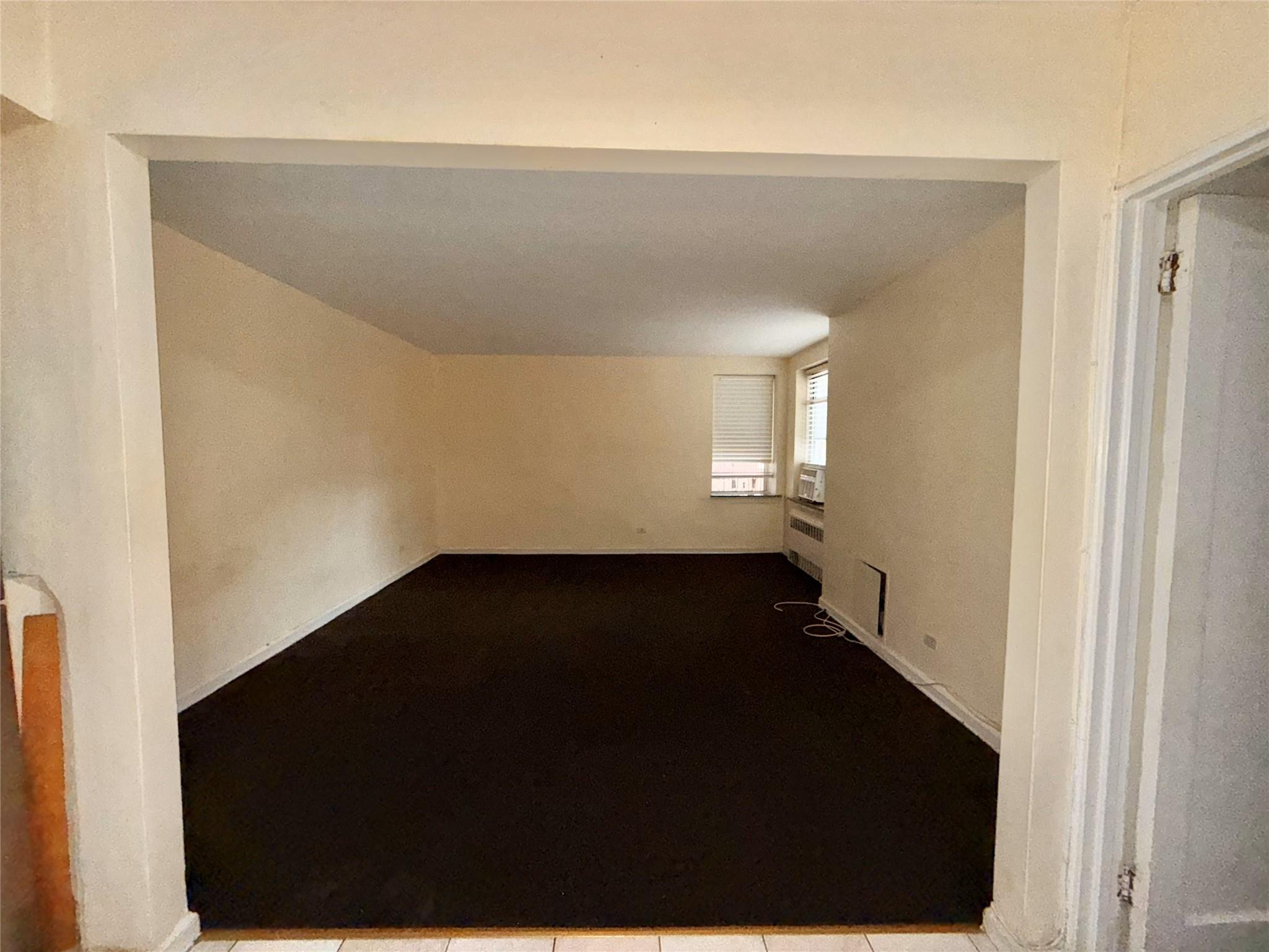 #4 photo, 105-24 64, 皇后區 森林小丘 Forest Hills , NY 11375