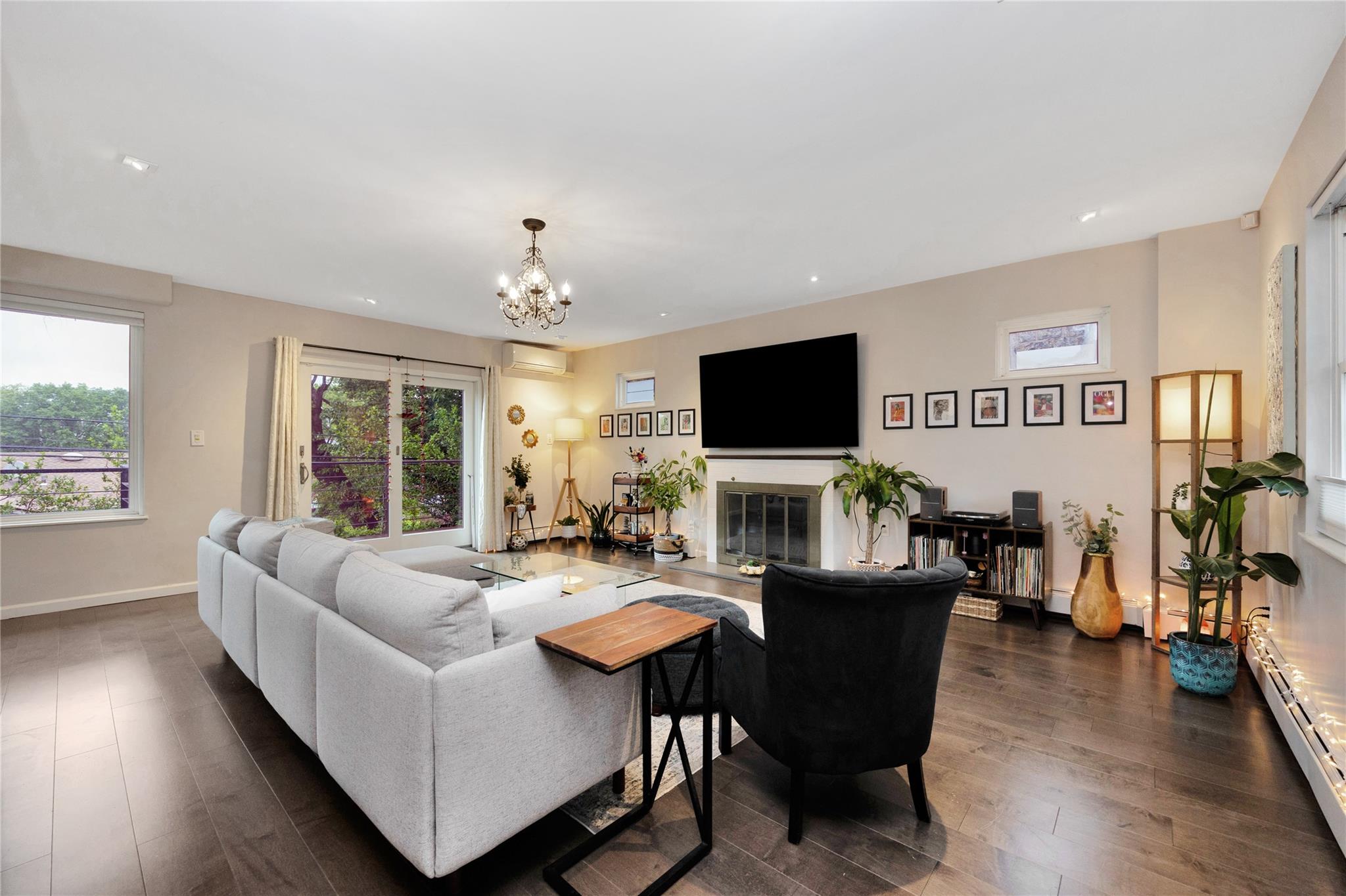 #13 photo, 13915 Coolidge Avenue, クイーンズ区 Briarwood , NY 11435