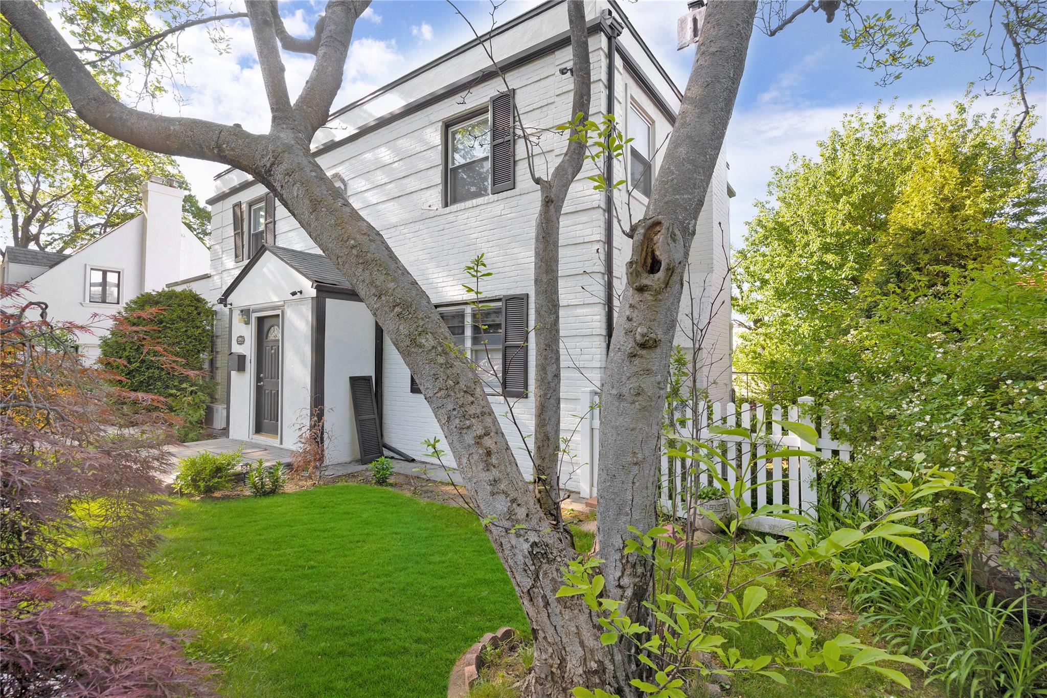 #2 photo, 13915 Coolidge Avenue, クイーンズ区 Briarwood , NY 11435