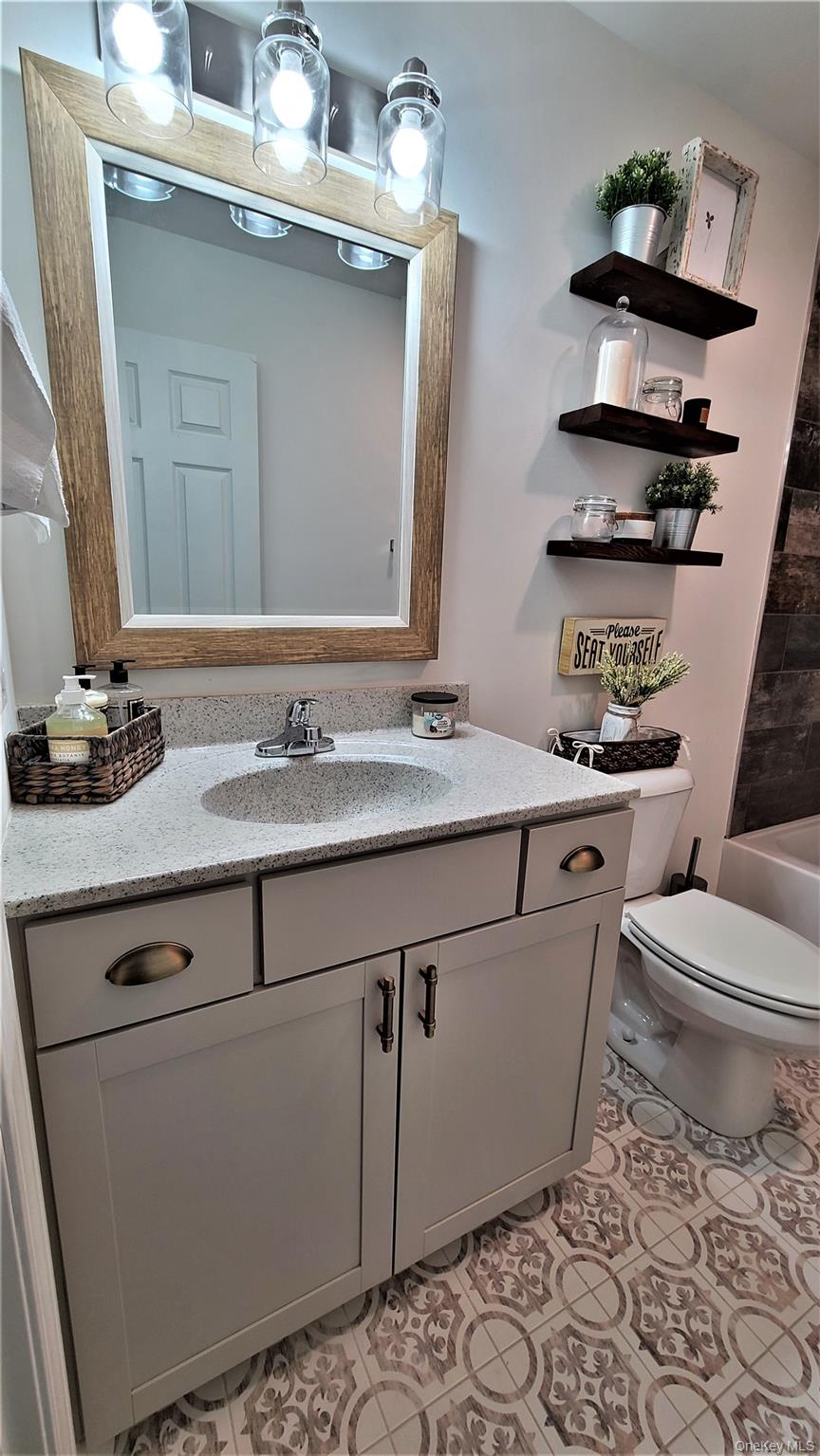 #18 photo, 68 Schleiermacher Road, Livingston Manor , NY 12758