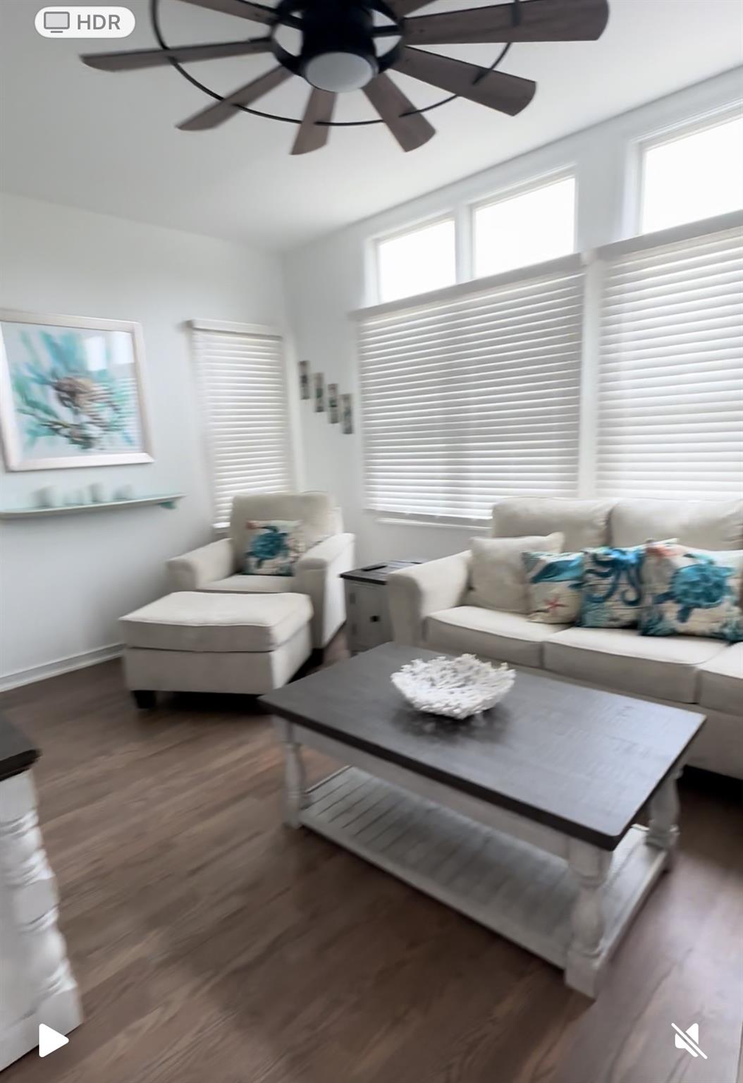 #9 photo, 24 Bungalow Walk, サフォーク郡 Ocean Beach , NY 11770