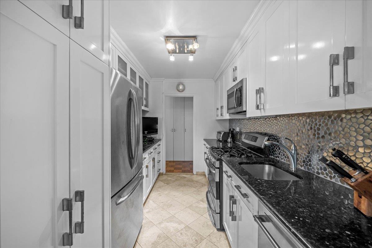 #7 photo, 555 Kappock Street, Bronx , NY 10463