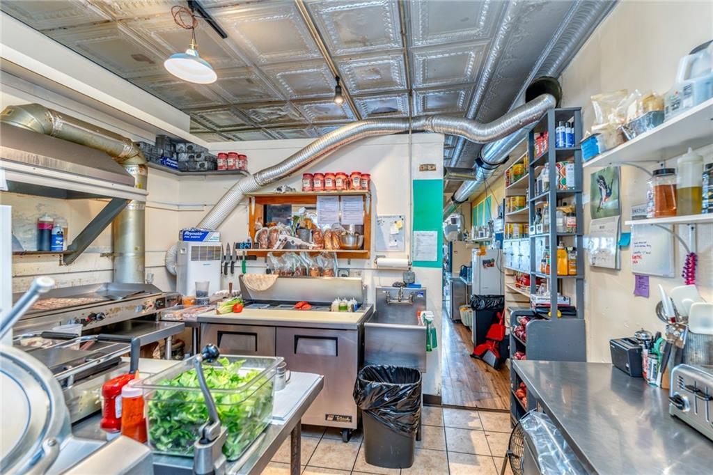 #18 photo, 324 Wall Street, Kingston , NY 12401