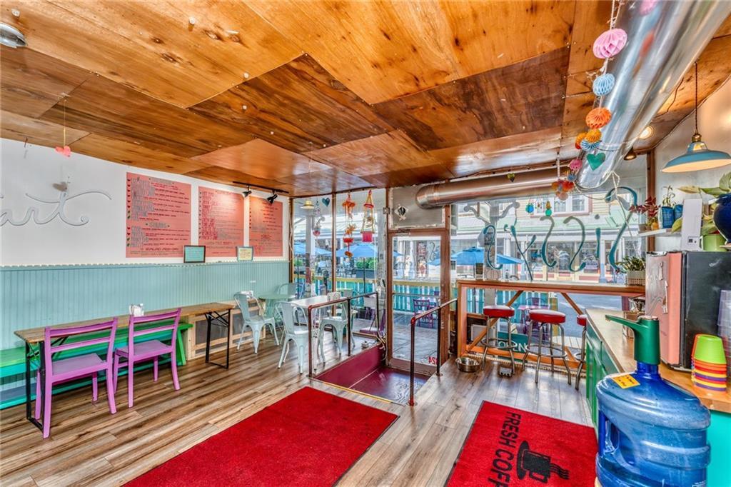 #8 photo, 324 Wall Street, Kingston , NY 12401