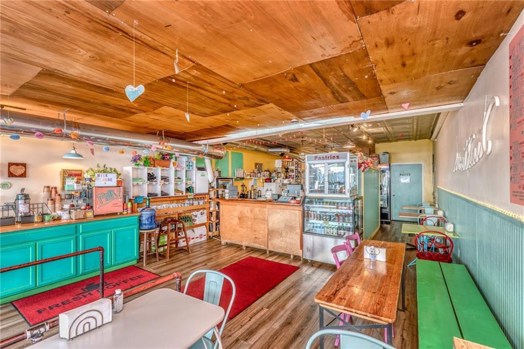 #9 photo, 324 Wall Street, Kingston , NY 12401