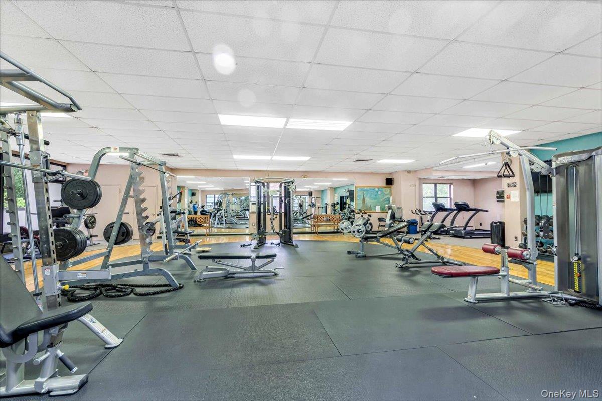 #12 photo, 110 Pearsall Drive, Mount Vernon , NY 10552