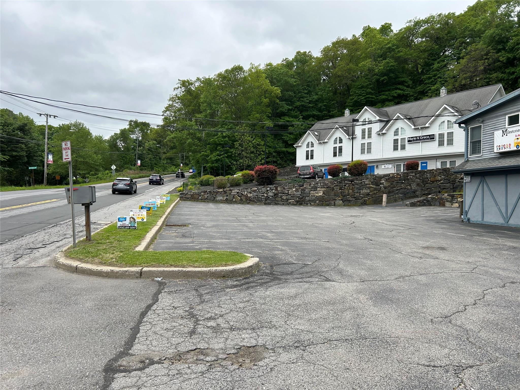 #14 photo, 534 Route 6, Mahopac , NY 10541