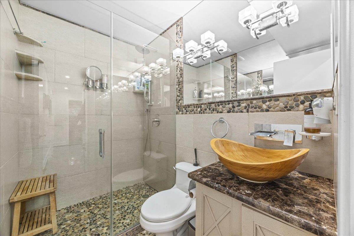 #15 photo, 10 Bulaire Road, ナッソー郡 East Rockaway , NY 11518