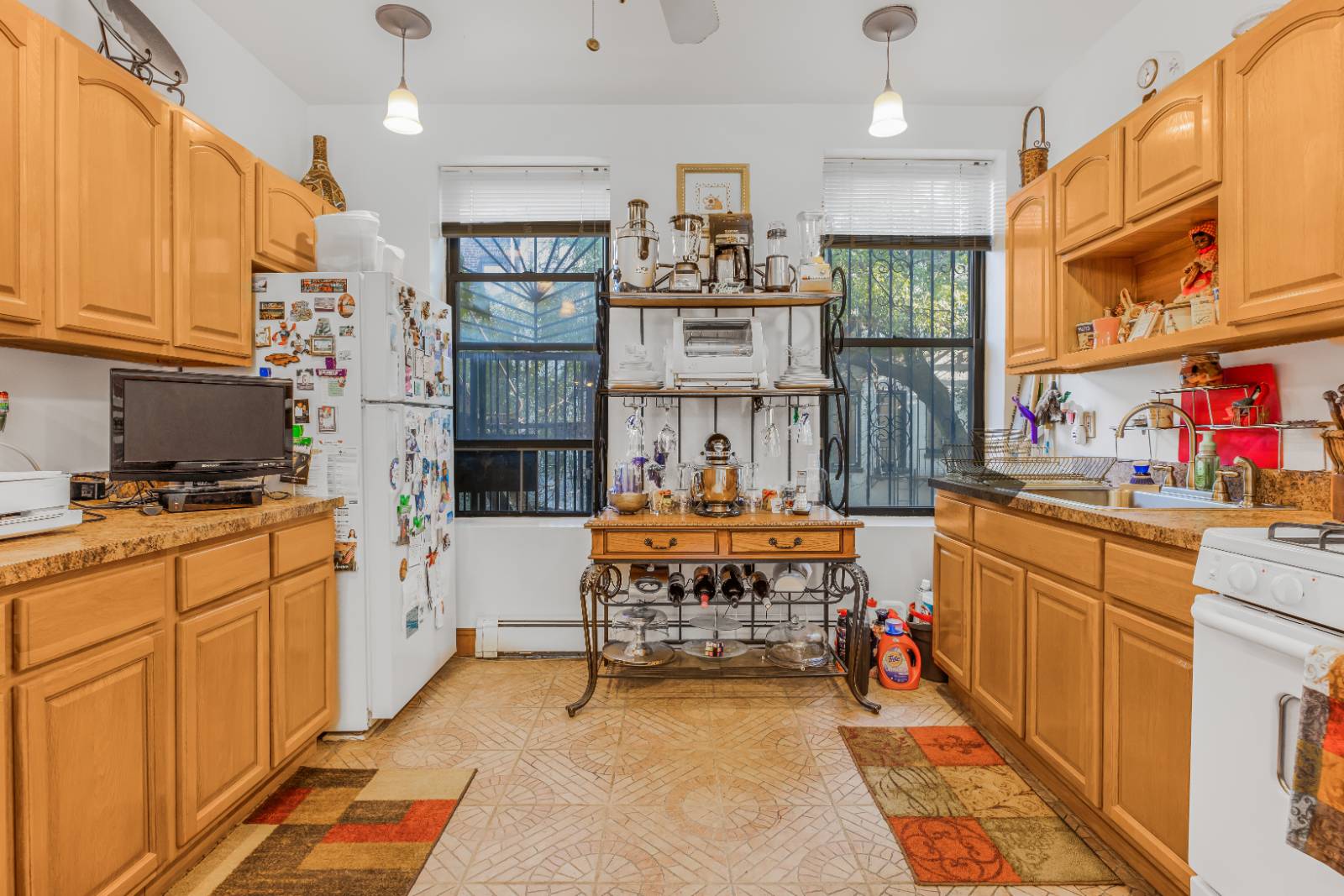 #6 photo, 898 Hancock Street, Ocean Hill , NY 11233