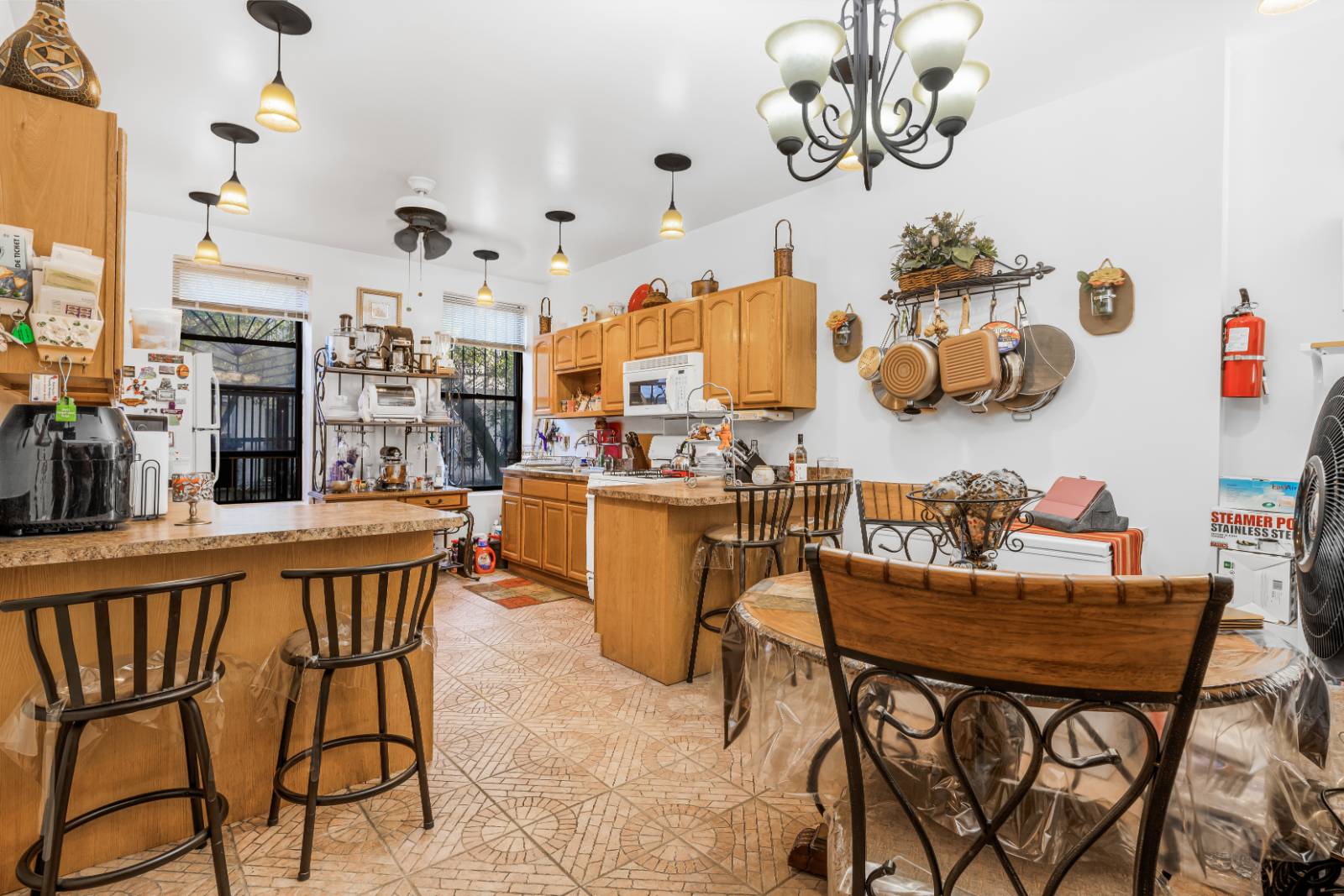 #7 photo, 898 Hancock Street, Ocean Hill , NY 11233