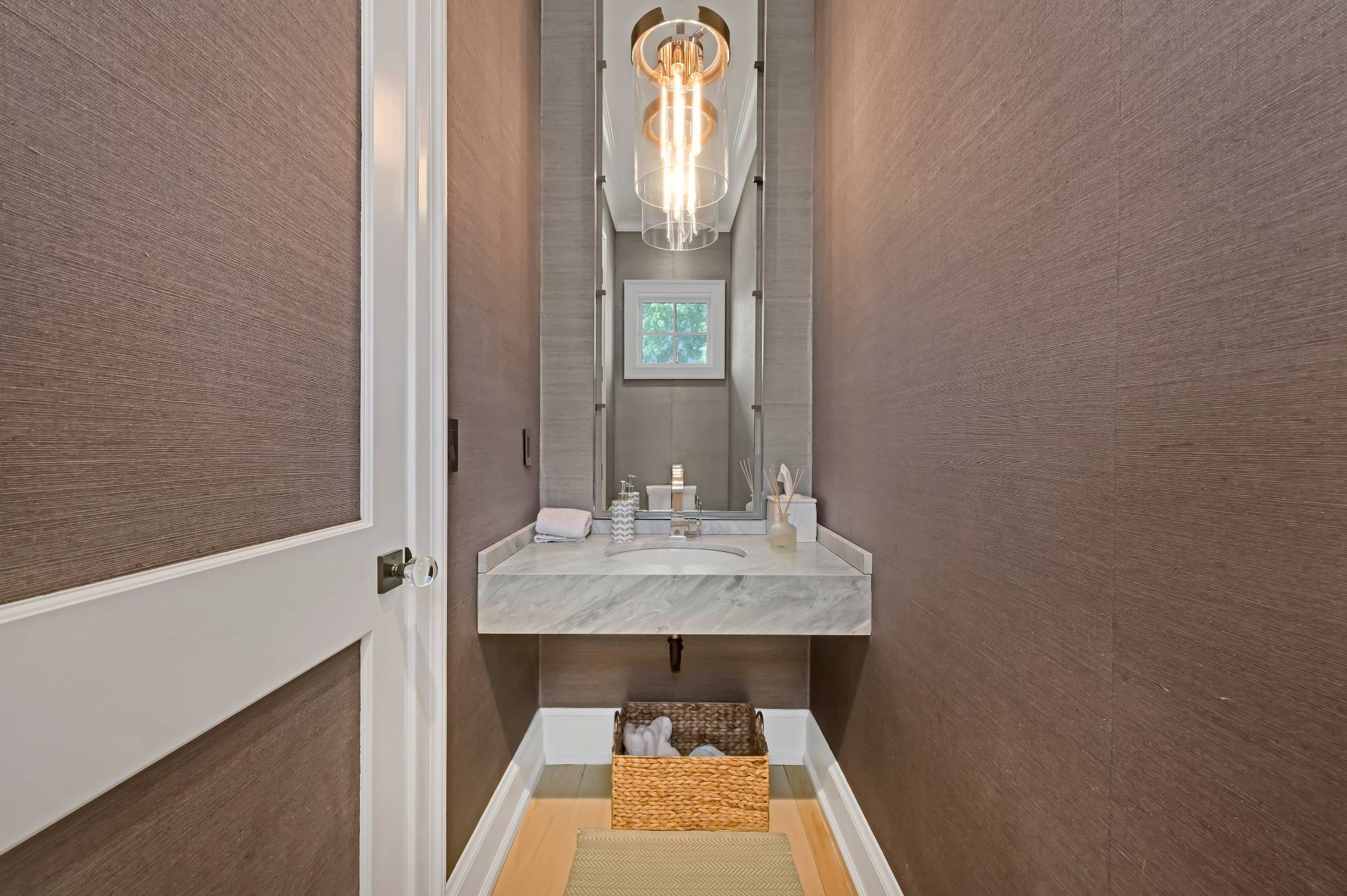 #23 photo, 65 MIDDLE POND RD, サフォーク郡 Southampton , NY 11968