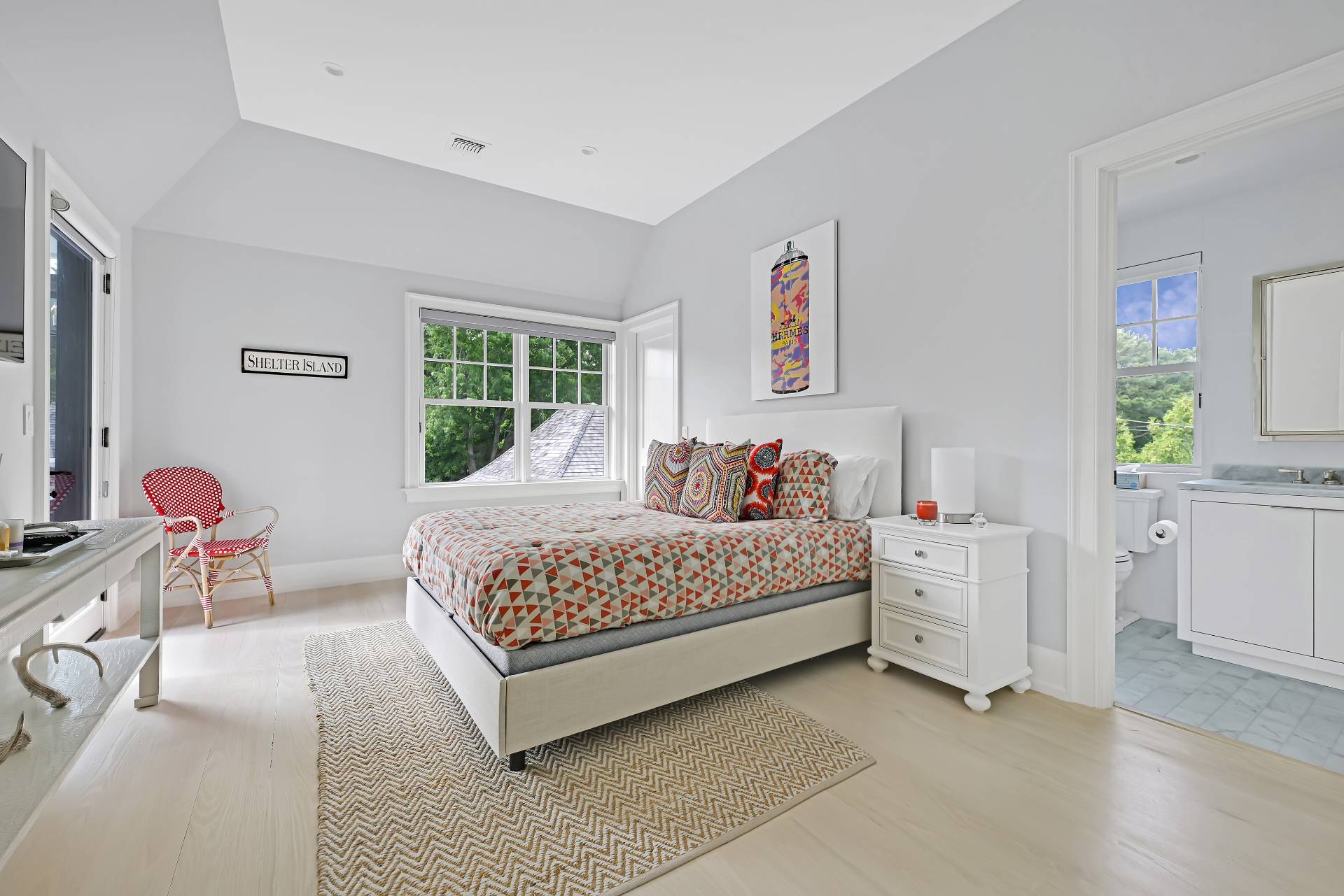 #29 photo, 65 MIDDLE POND RD, サフォーク郡 Southampton , NY 11968