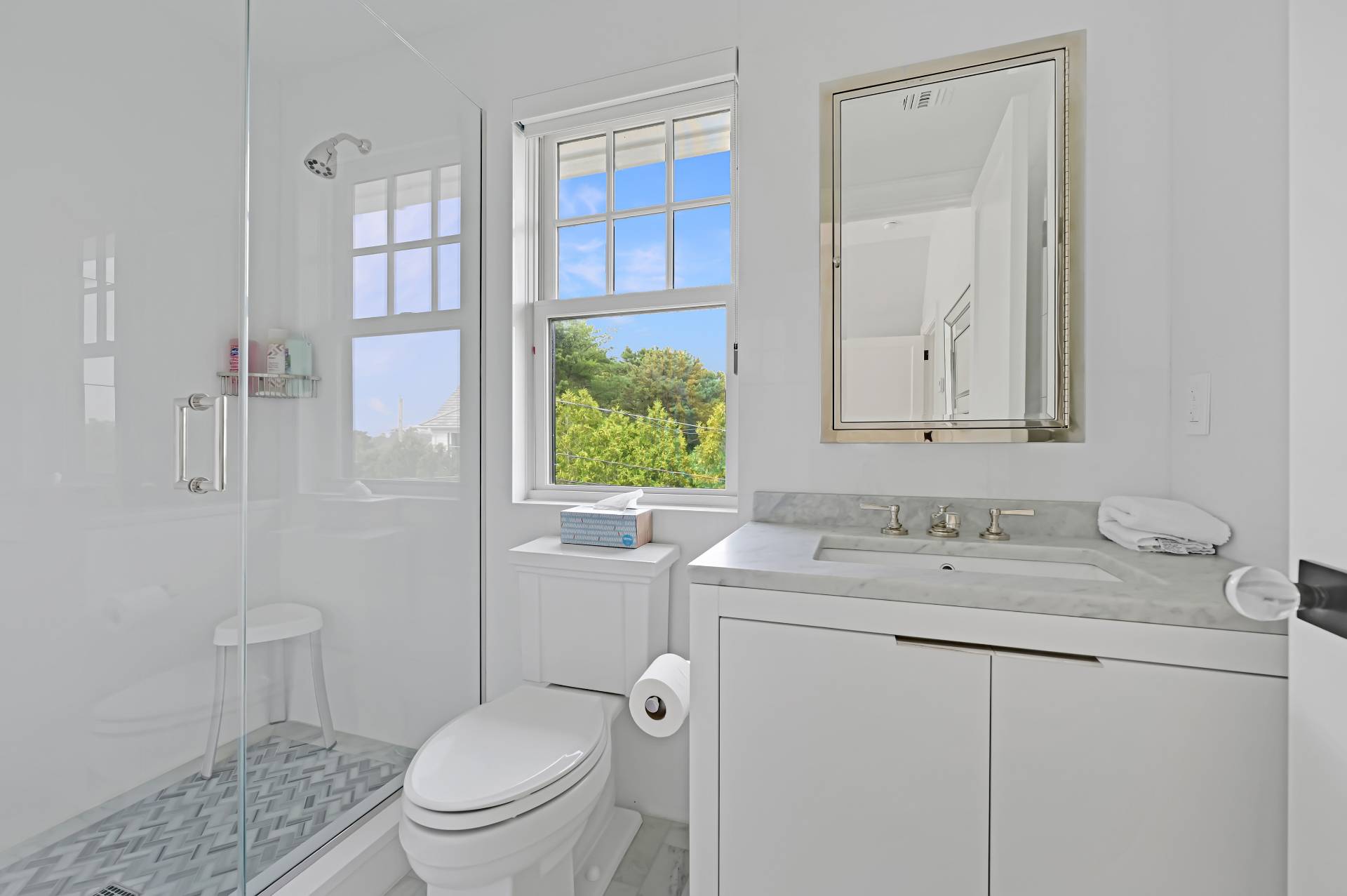 #30 photo, 65 MIDDLE POND RD, サフォーク郡 Southampton , NY 11968