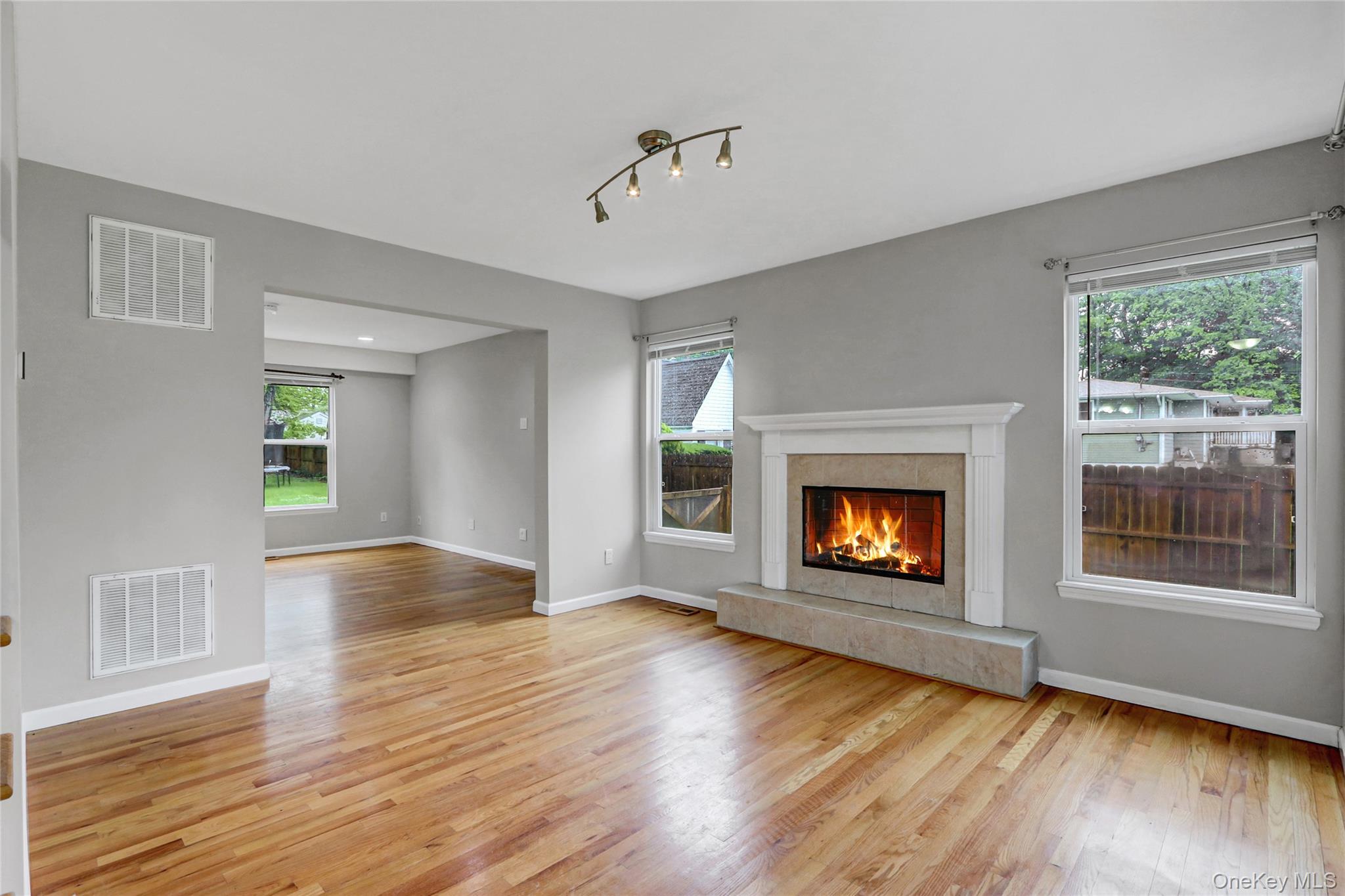 #7 photo, 27 Inwood Avenue, サフォーク郡 Selden , NY 11784