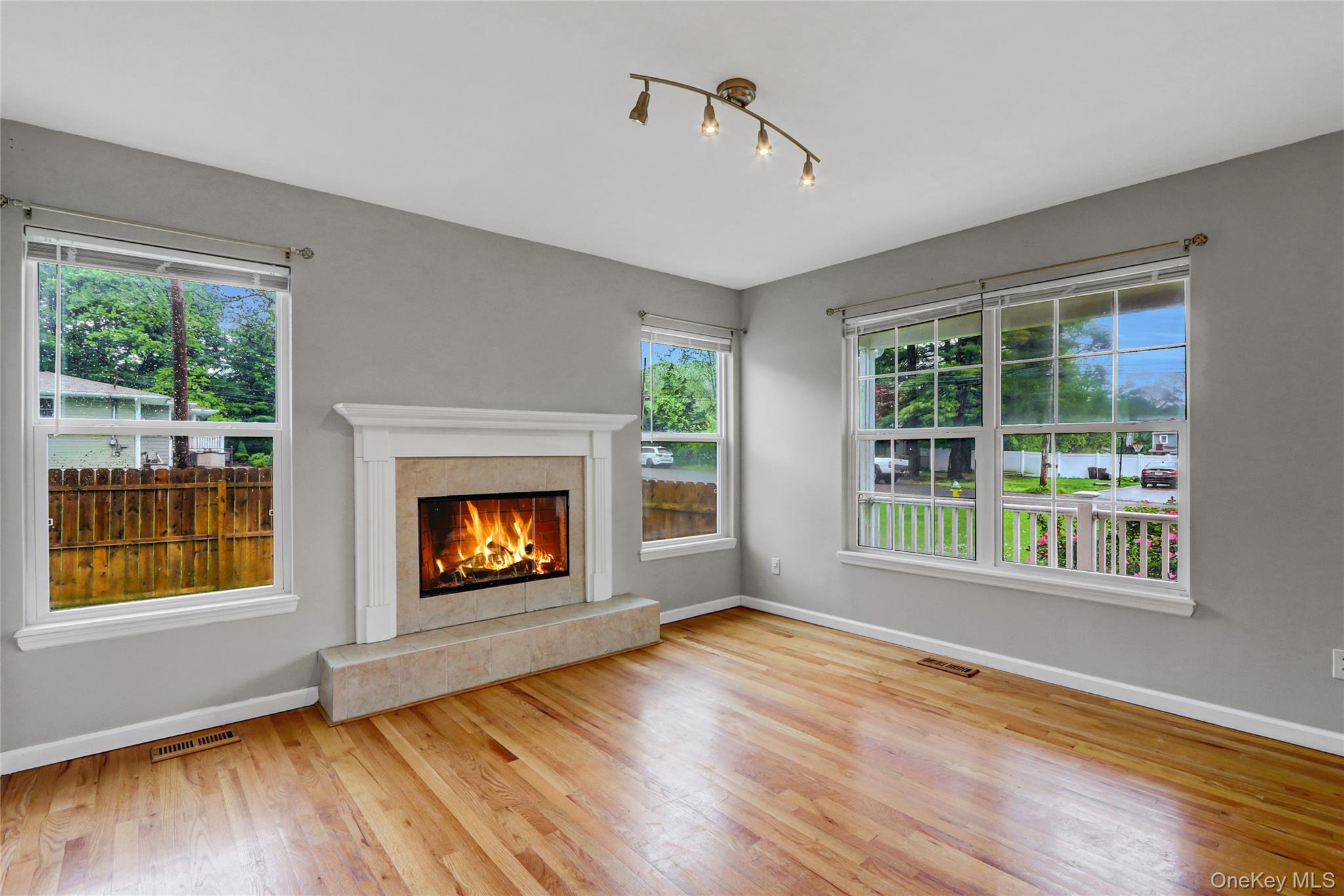 #9 photo, 27 Inwood Avenue, サフォーク郡 Selden , NY 11784