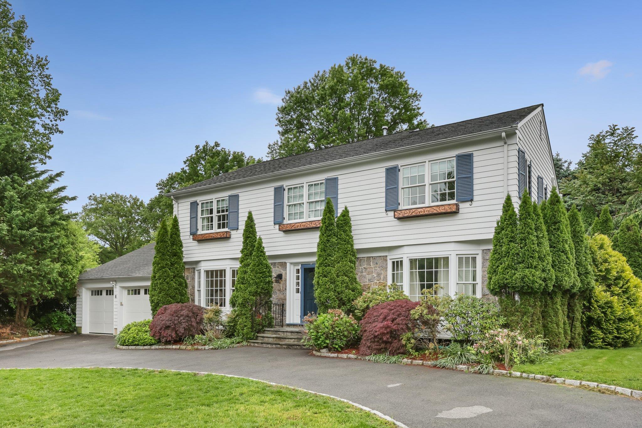 #1 photo, 8 Eldredge Place, Rye , NY 10580