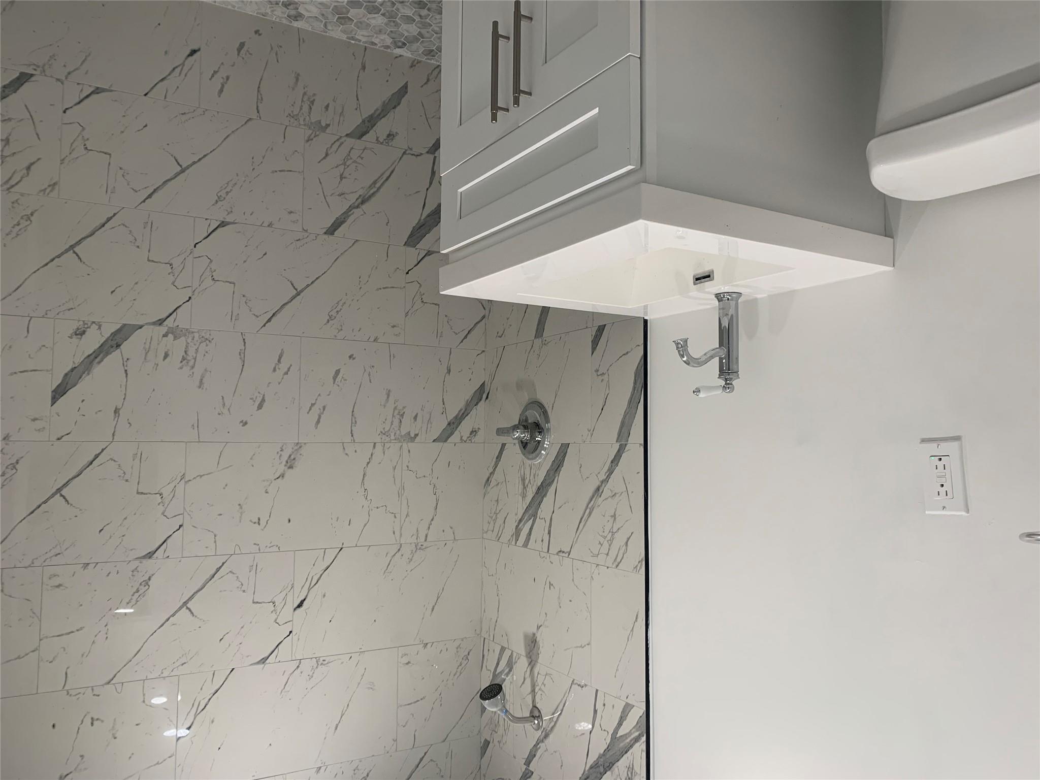 #2 photo, 32 Main Street, ナッソー郡 Hempstead , NY 11550