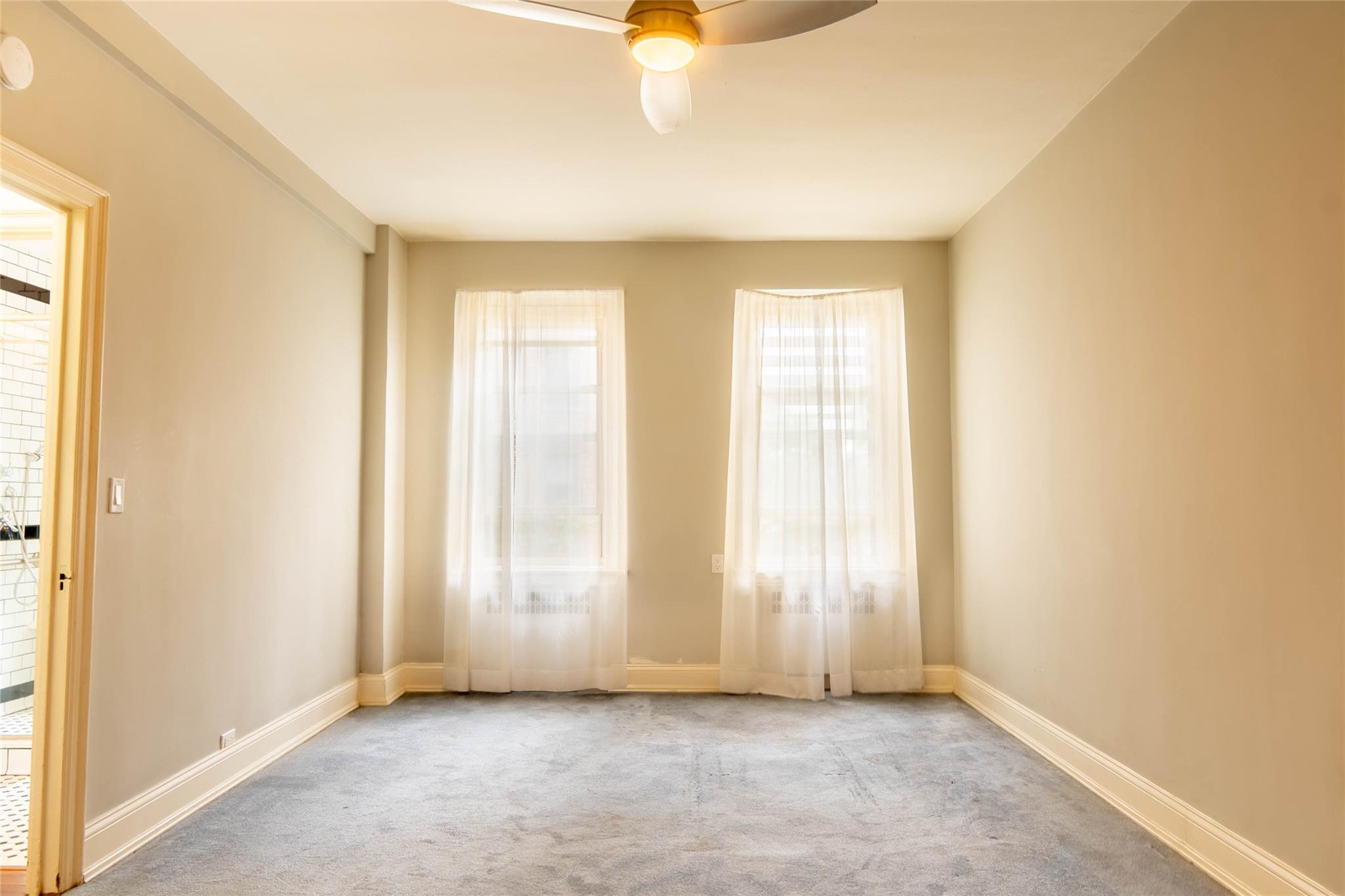 #13 photo, 8 Barstow Road, Great Neck , NY 11021