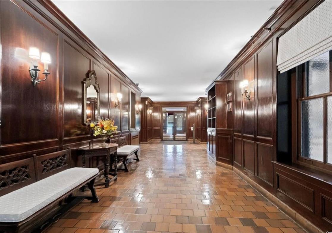 #5 photo, 8 Barstow Road, Great Neck , NY 11021