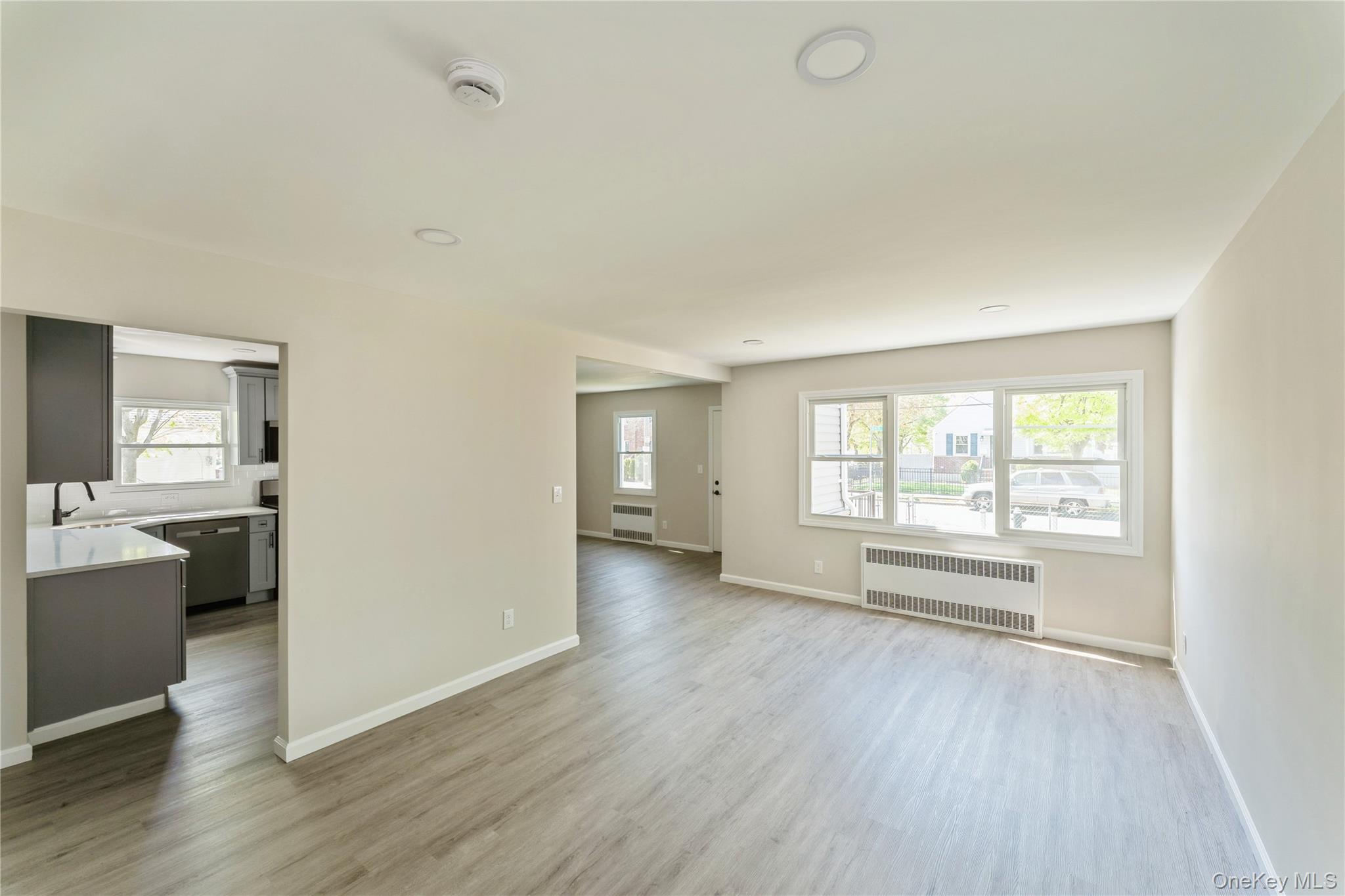 #4 photo, 183-19 145th Avenue, Springfield Gardens , NY 11413