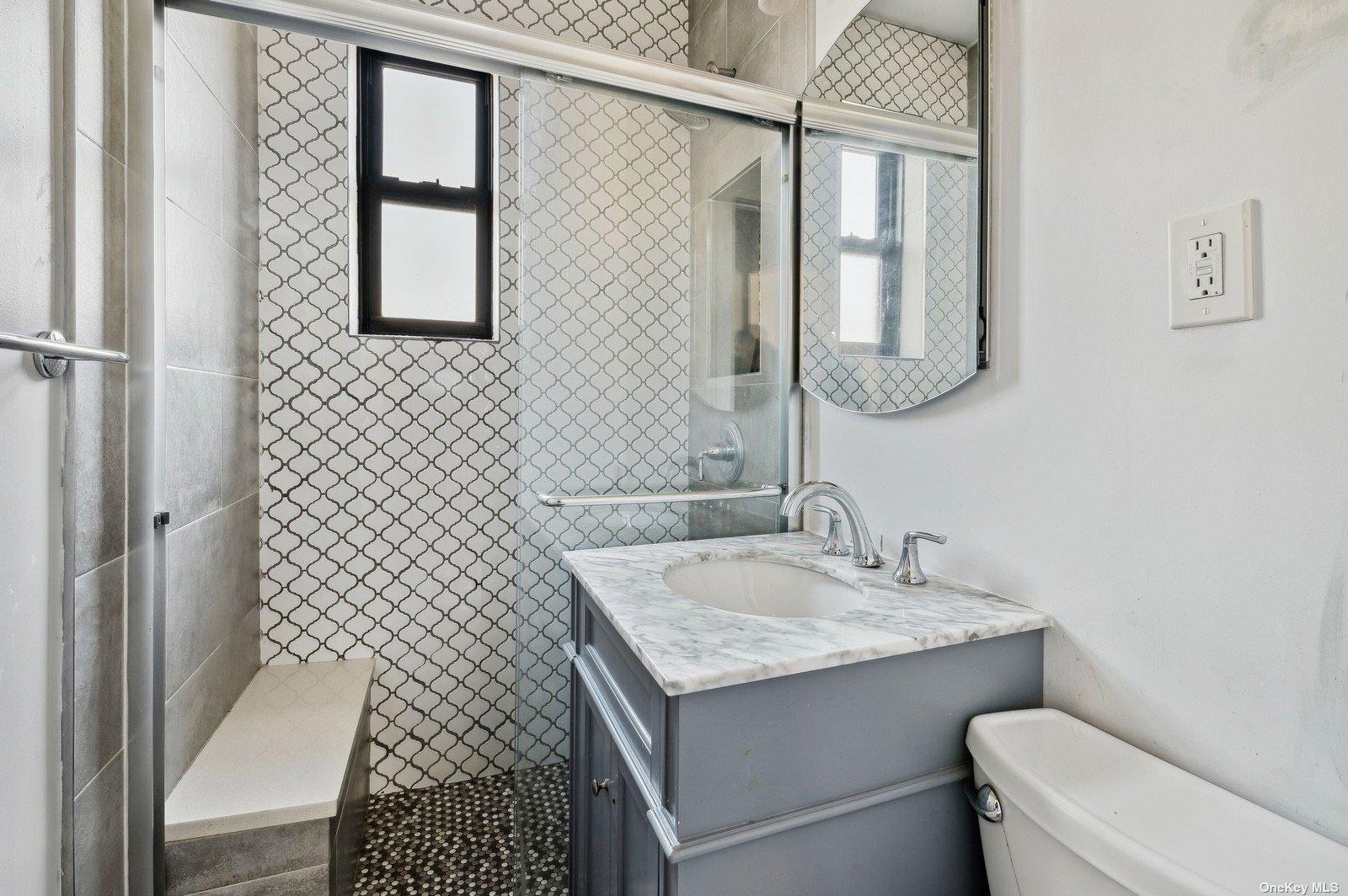 #6 photo, 21-16 35th Street, クイーンズ区 Astoria , NY 11105