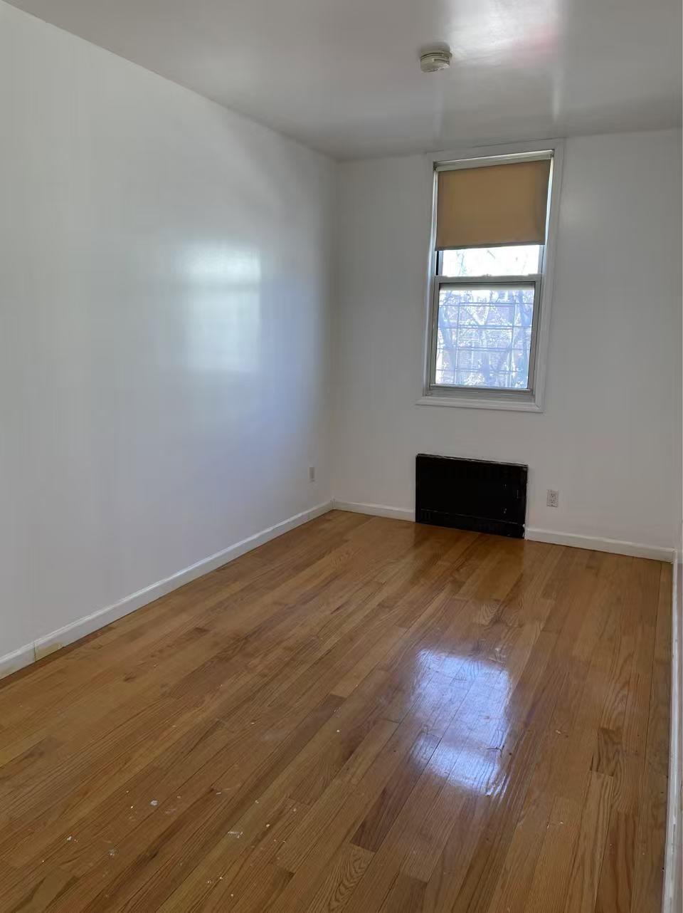 #3 photo, 122-14 18 Avenue, クイーンズ区 College Point , NY 11356